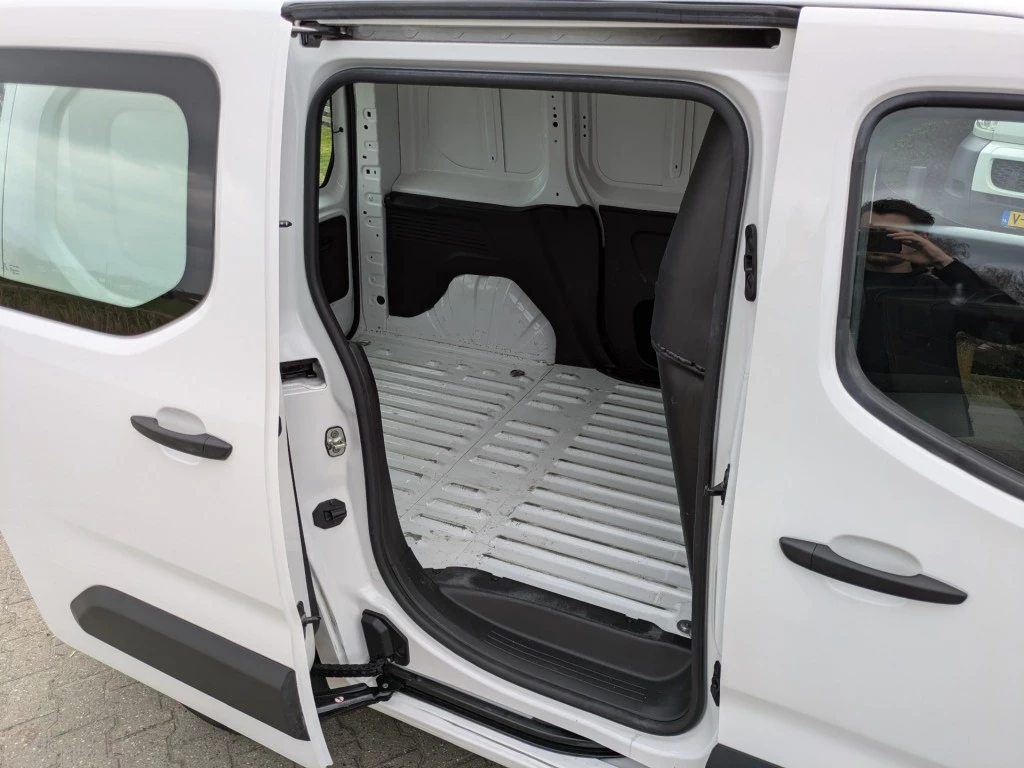 Hoofdafbeelding Peugeot Partner