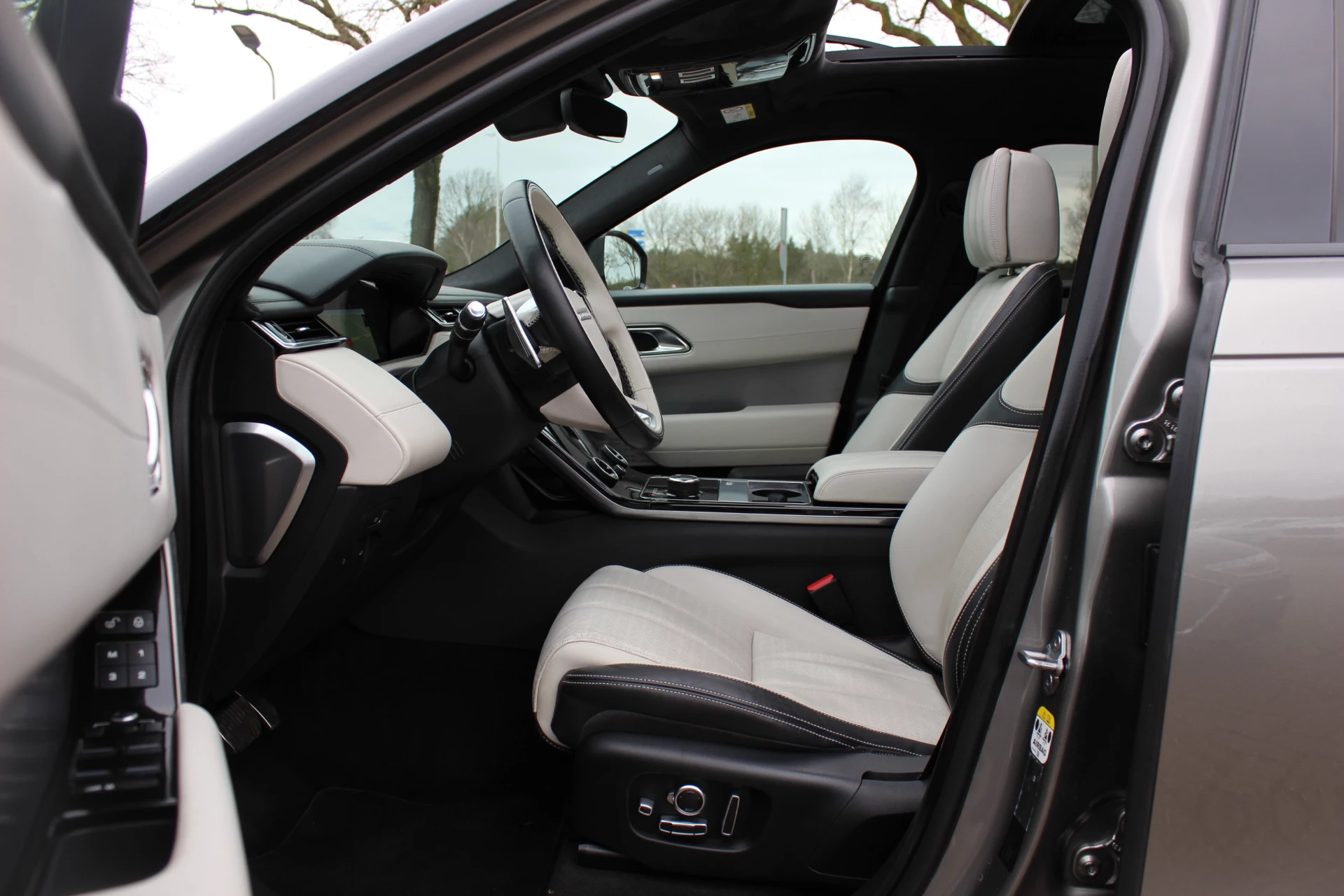 Hoofdafbeelding Land Rover Range Rover Velar