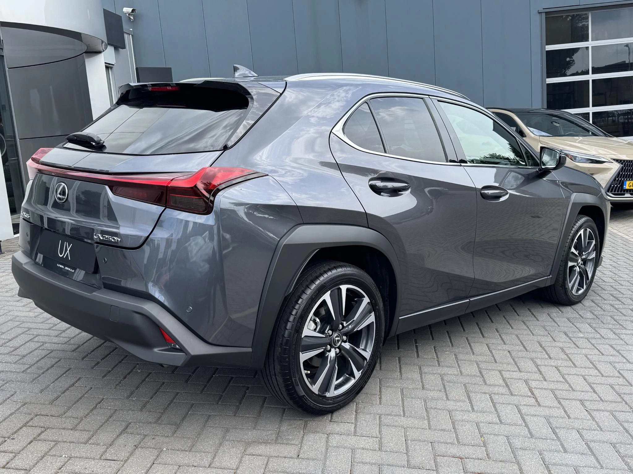 Hoofdafbeelding Lexus UX