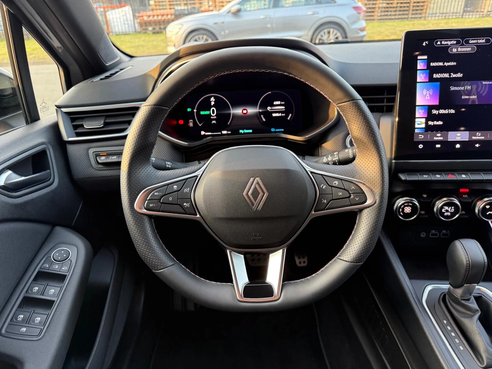 Hoofdafbeelding Renault Clio