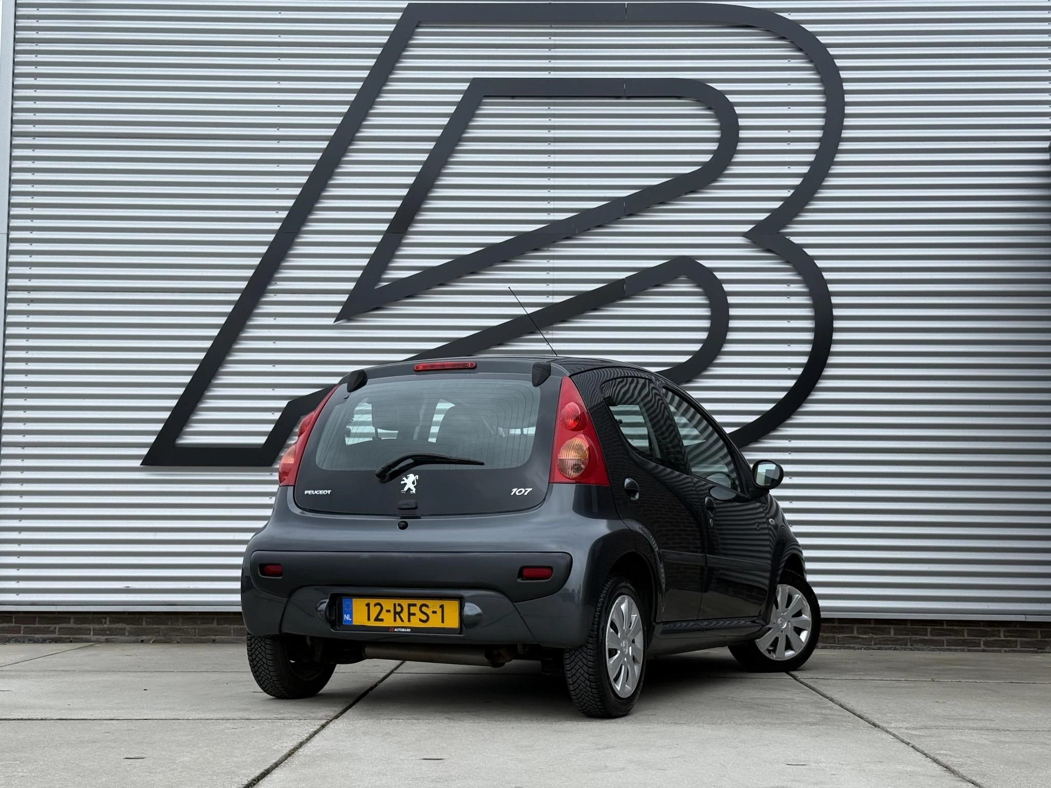 Hoofdafbeelding Peugeot 107