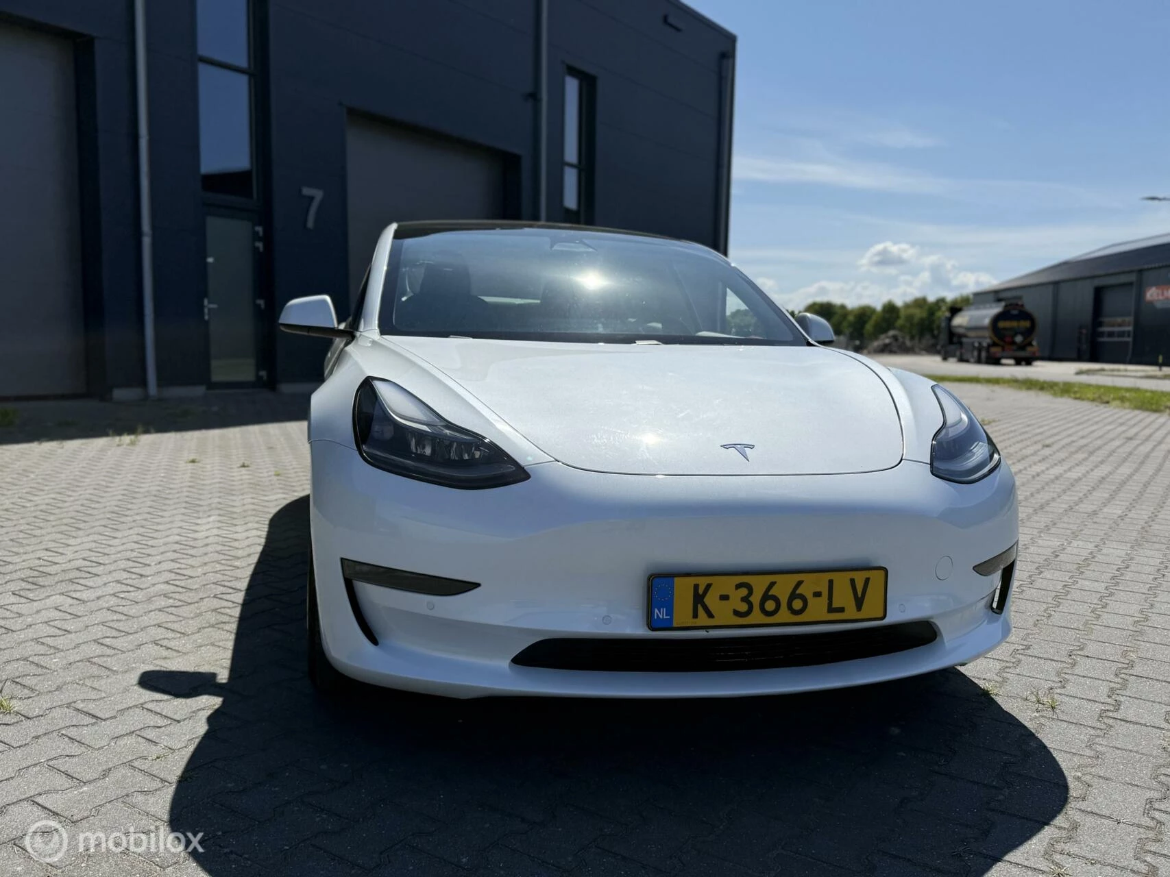 Hoofdafbeelding Tesla Model 3