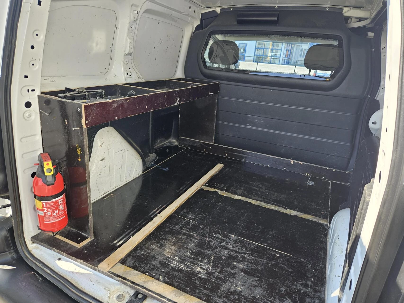 Hoofdafbeelding Peugeot Partner