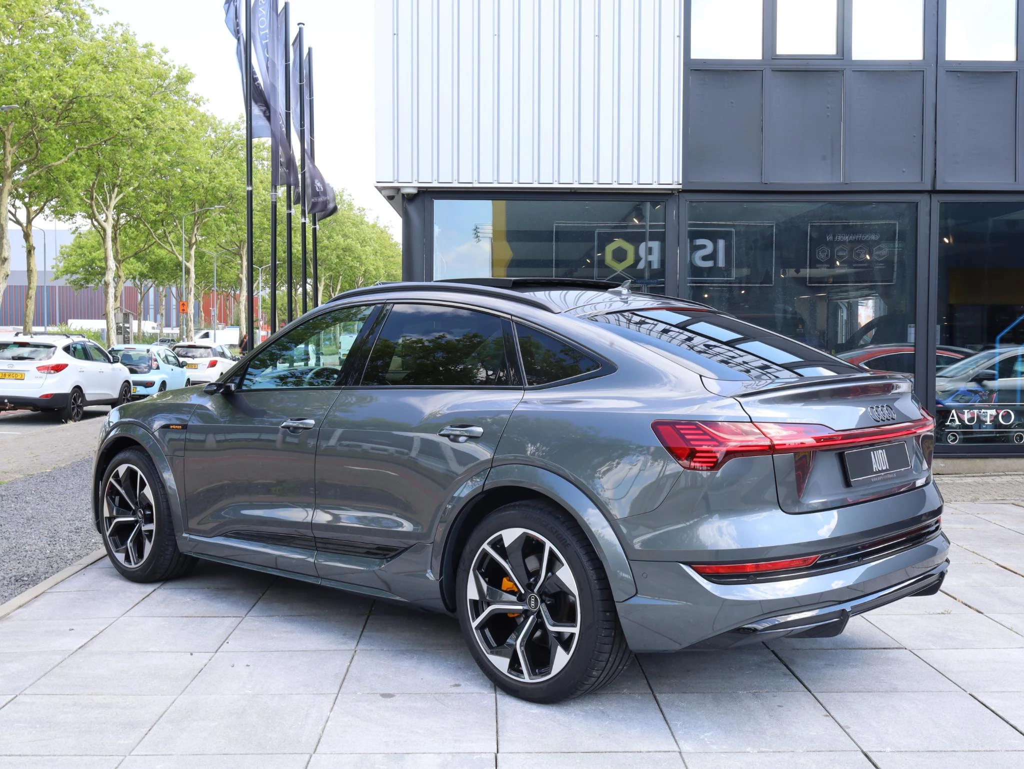 Hoofdafbeelding Audi e-tron
