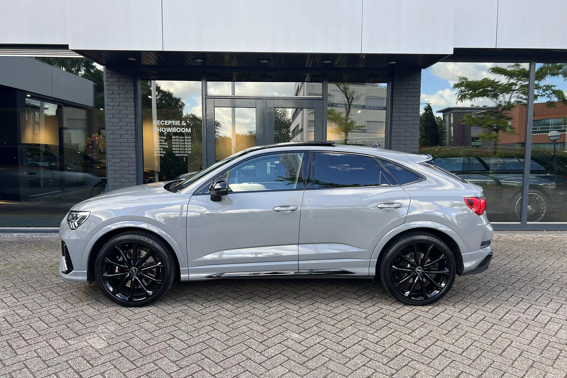 Hoofdafbeelding Audi RSQ3