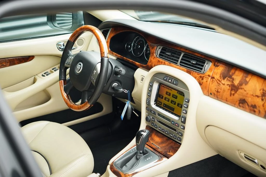 Hoofdafbeelding Jaguar X-Type