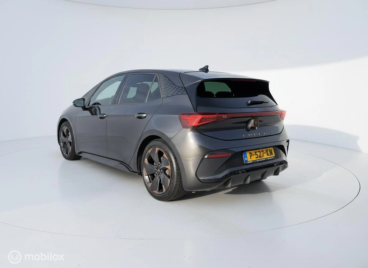 Hoofdafbeelding CUPRA Born