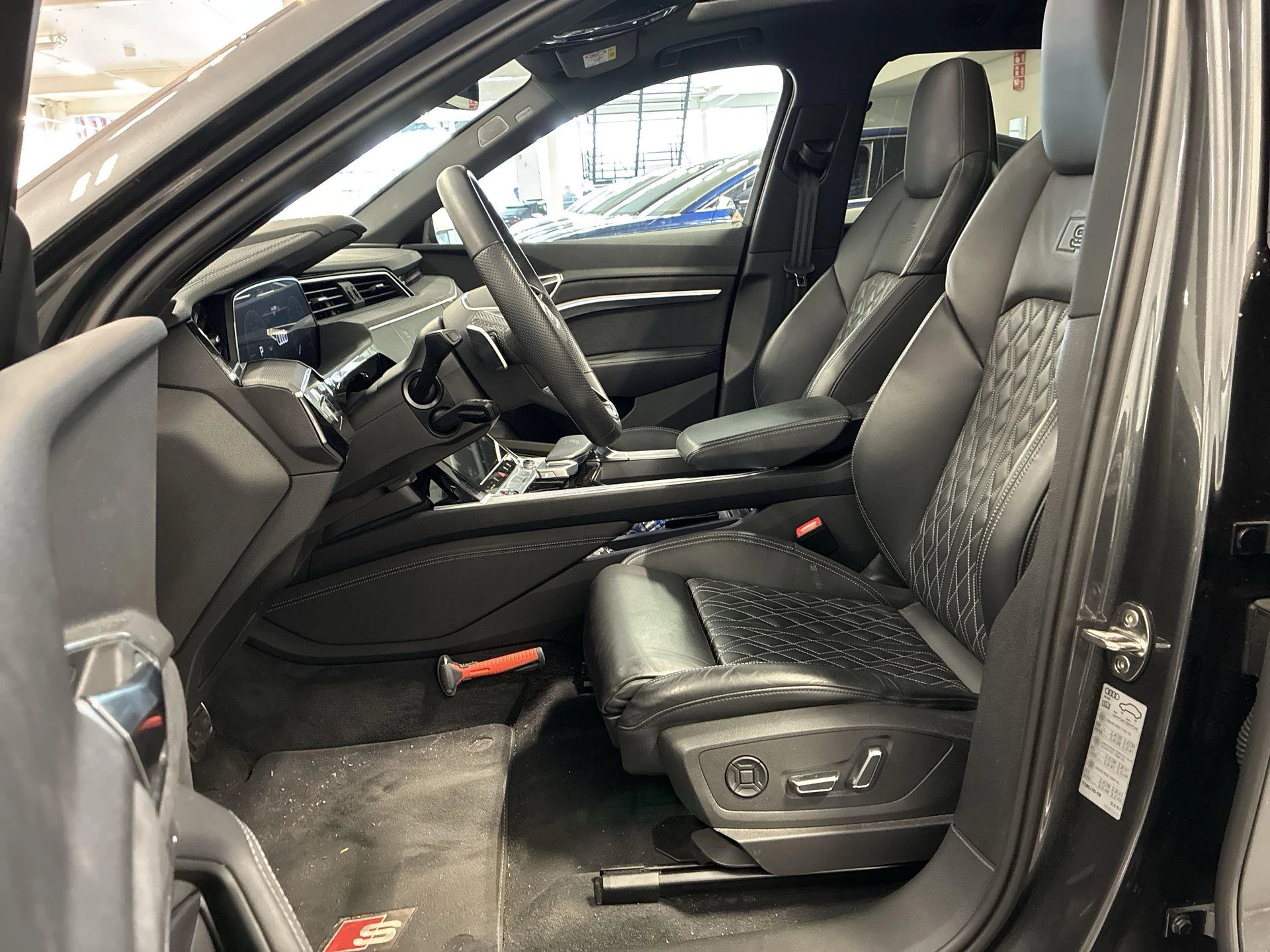 Hoofdafbeelding Audi Q8 e-tron