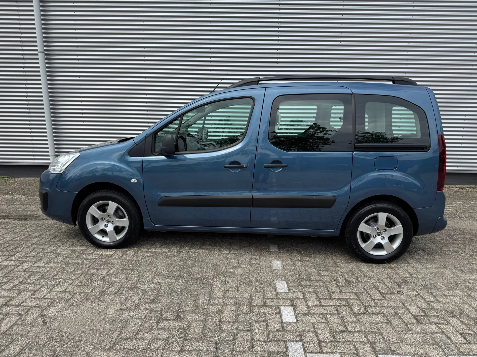Hoofdafbeelding Peugeot Partner