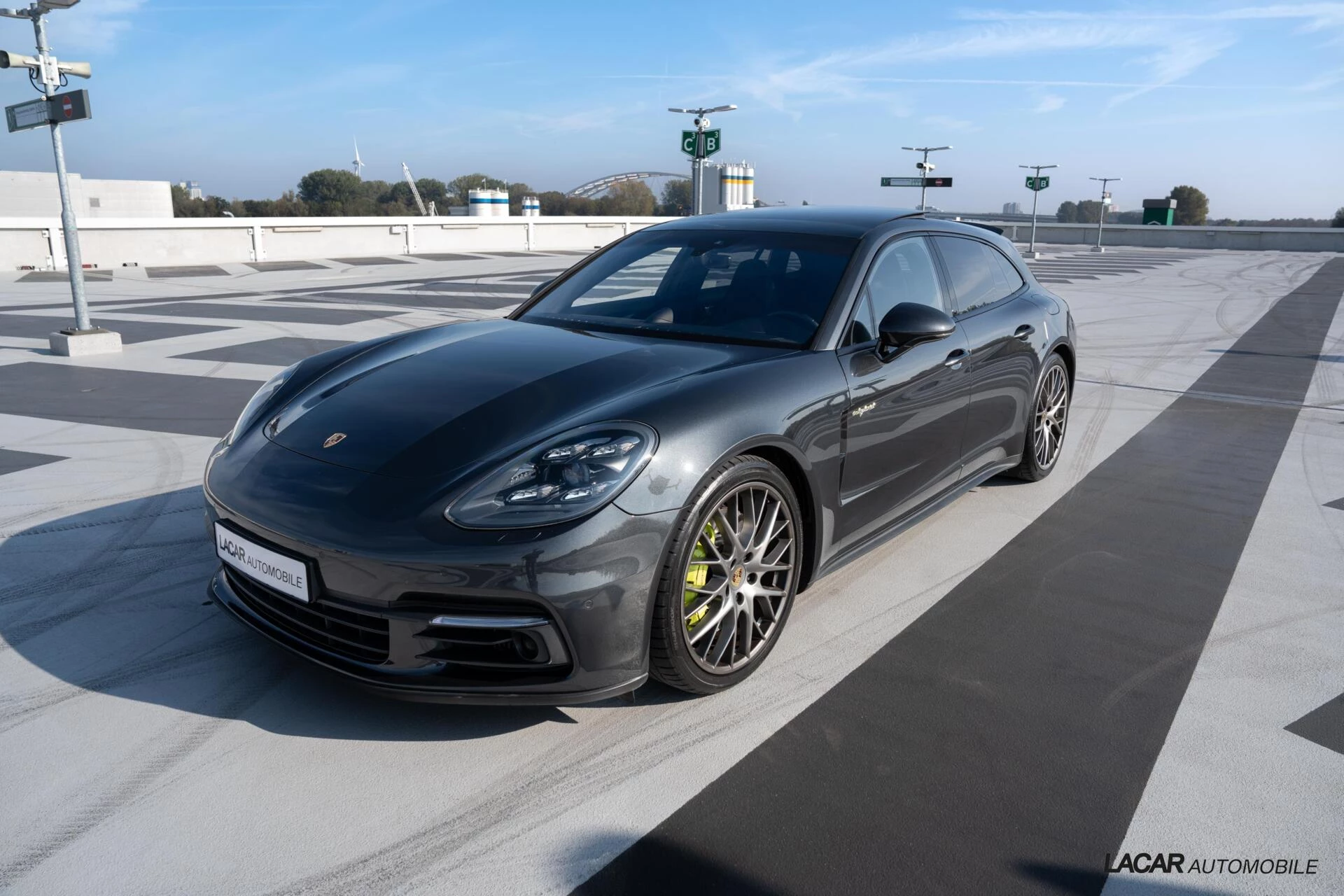Hoofdafbeelding Porsche Panamera