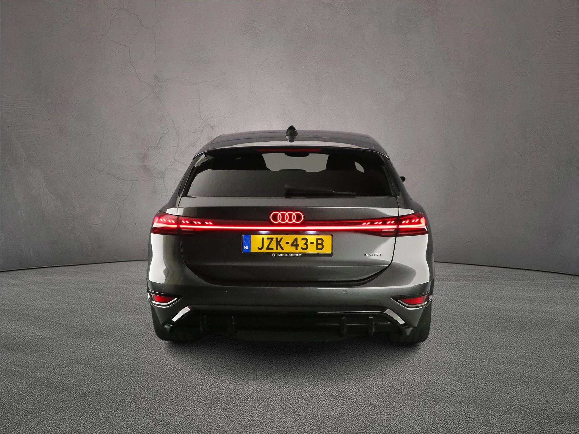 Hoofdafbeelding Audi A6 Avant e-tron