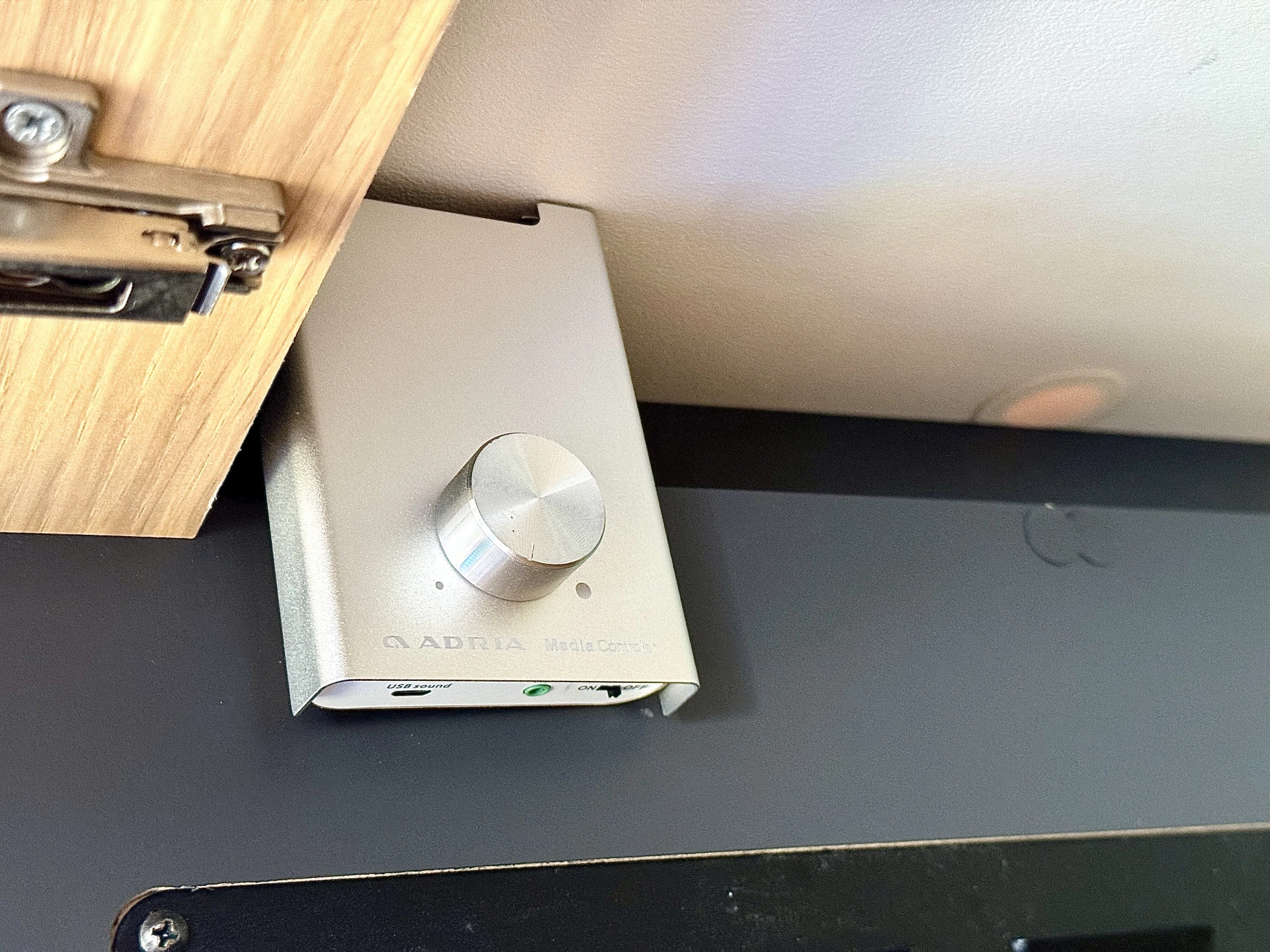 Hoofdafbeelding Adria CORAL 670 SL