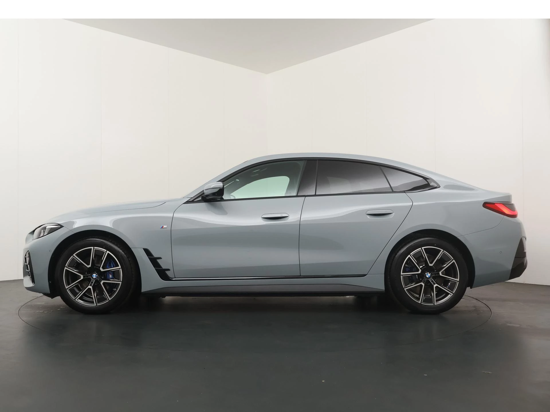 Hoofdafbeelding BMW i4