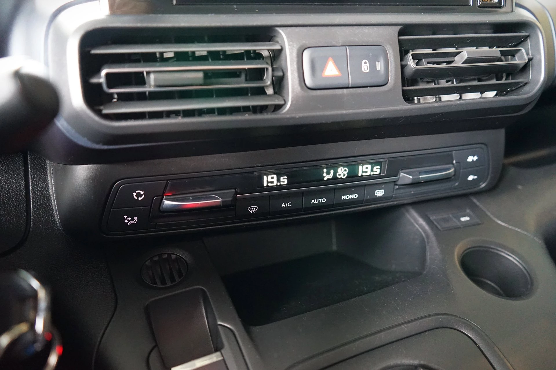 Hoofdafbeelding Peugeot Rifter