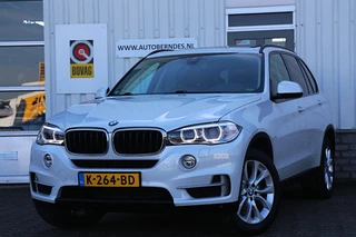 Hoofdafbeelding BMW X5 BMW X5 xDrive35i High Executive Aut.*Perfect Onderh.*Parelmoer wit!*Elek. Trekhaak/Pano/Leder Sport/Stoelverw./Sfeer/Memorie/HUD/LED/Camera/Elek. Klep/Parkeersens.V+A*