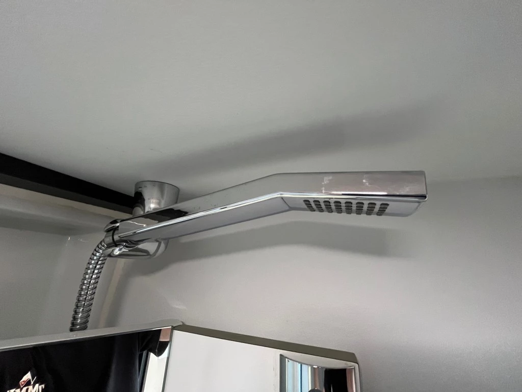 Hoofdafbeelding Adria Twin 640 Slb Plus Enkele Bedden 2x Airco