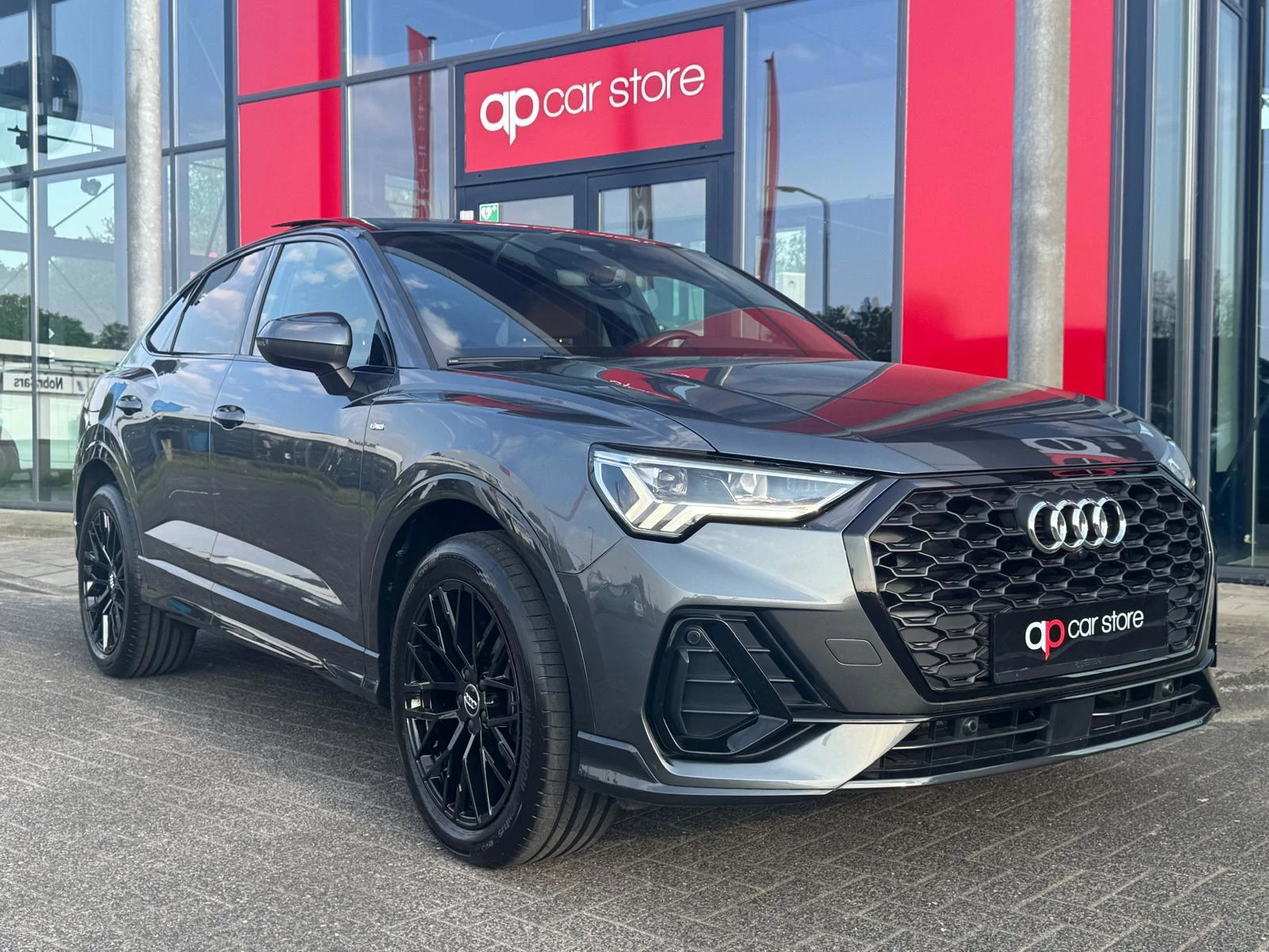 Hoofdafbeelding Audi Q3