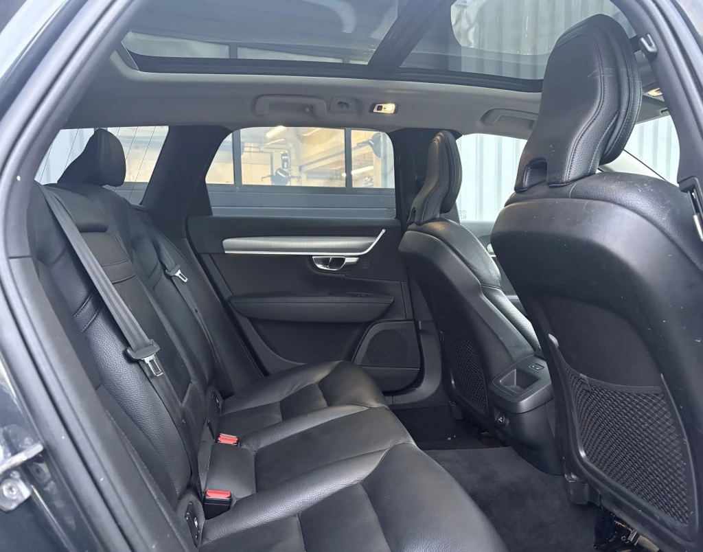 Hoofdafbeelding Volvo V90