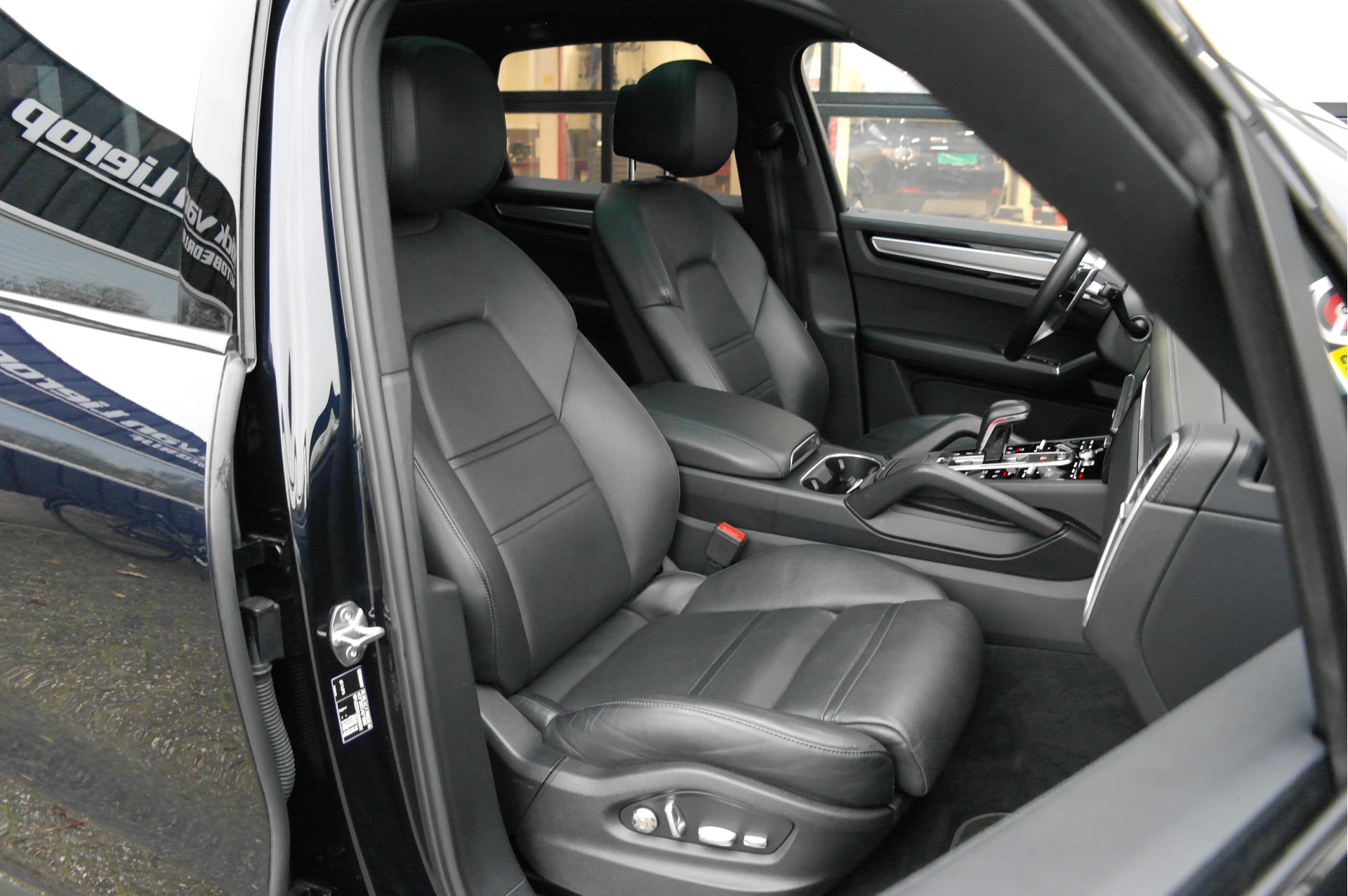 Hoofdafbeelding Porsche Cayenne