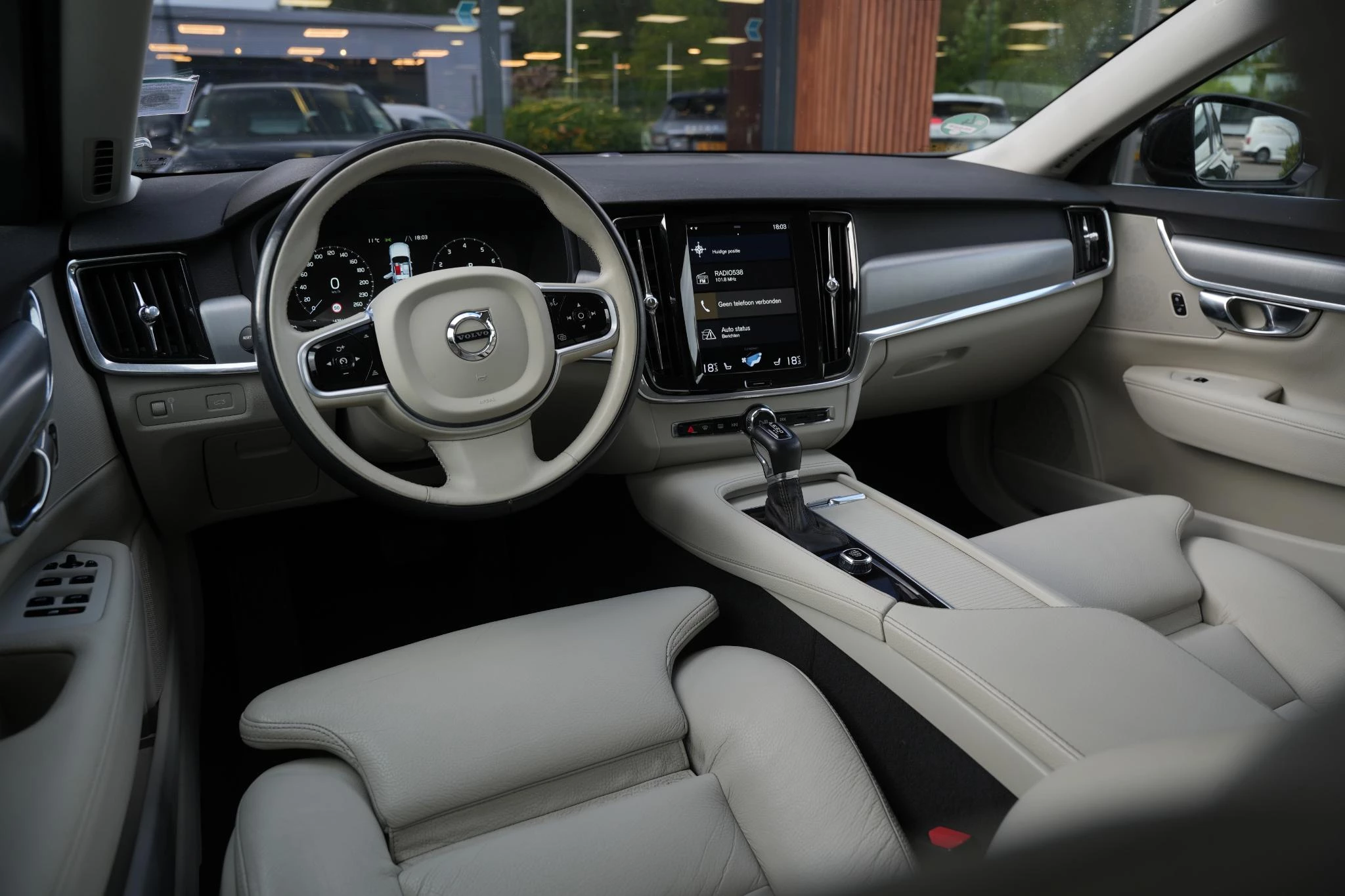 Hoofdafbeelding Volvo V90