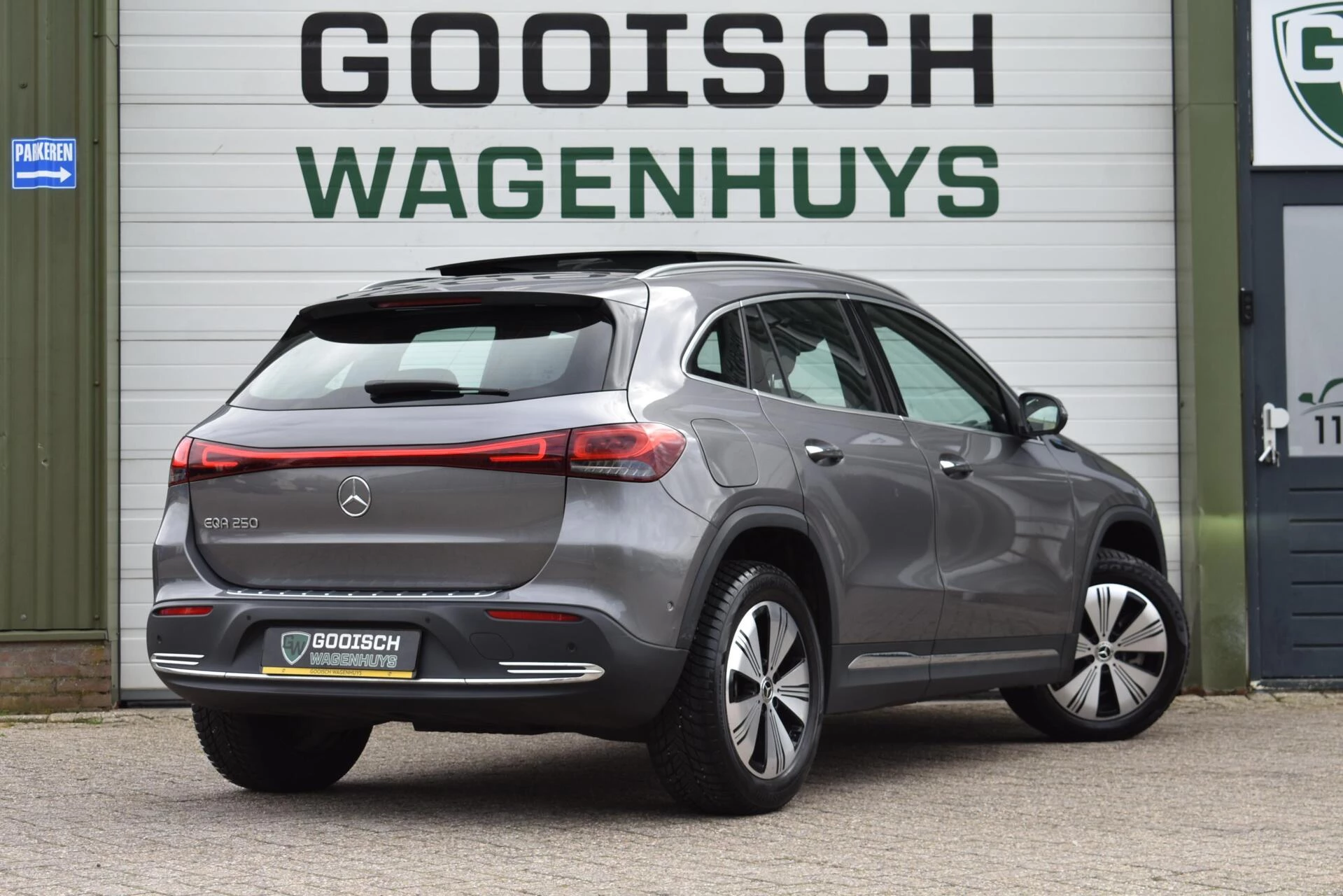 Hoofdafbeelding Mercedes-Benz EQA