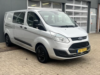 Hoofdafbeelding Ford Transit Custom Ford Transit Custom 290 2.2 TDCI L2H1 DC Lees tekst!! Airco 5-Persoons Bluetooth handsfree Euro 5 Bpm vrij voor particulier gebruik!!
