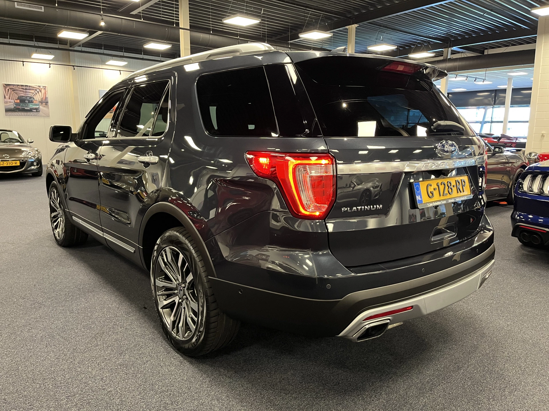 Hoofdafbeelding Ford Explorer