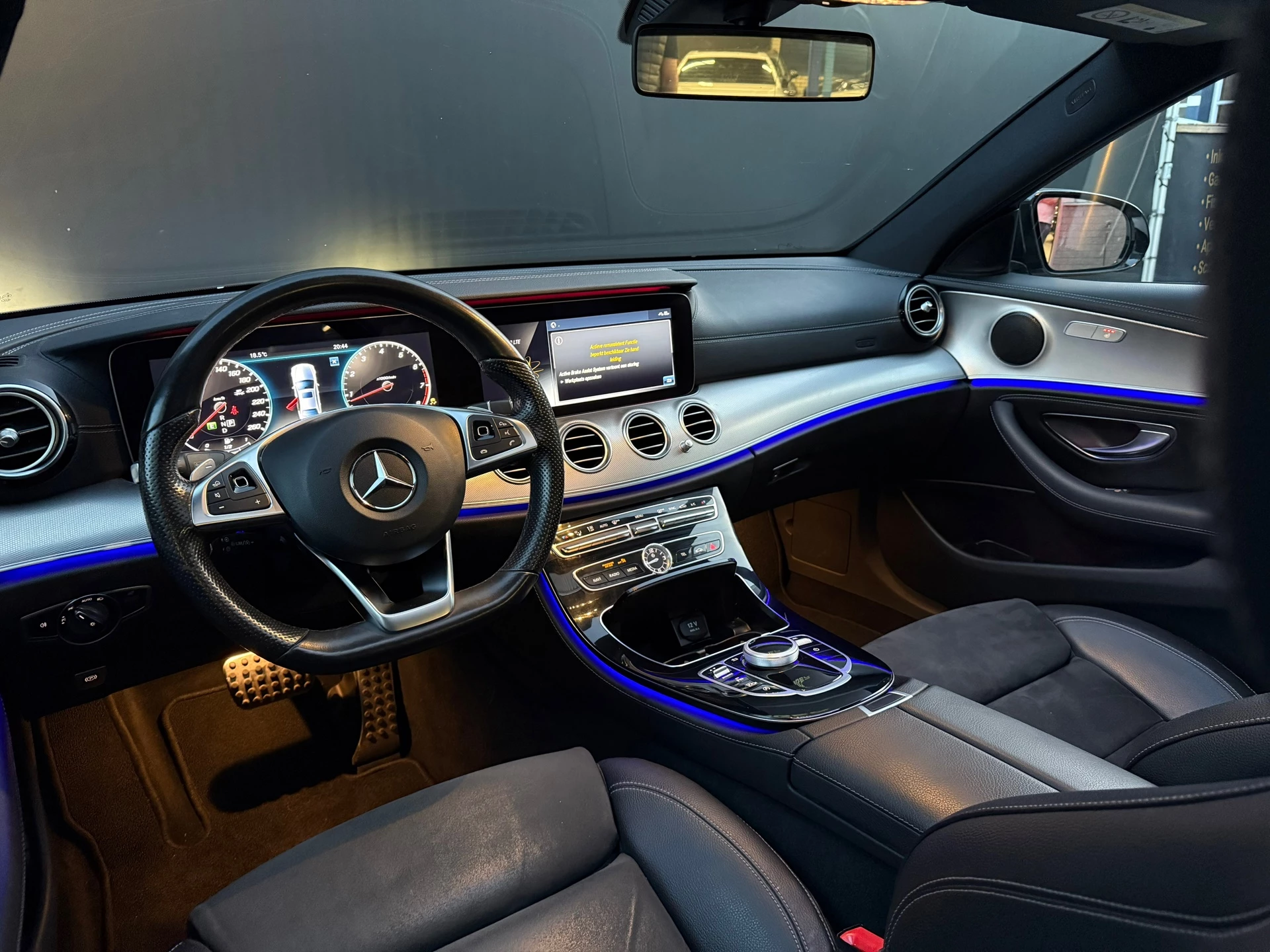 Hoofdafbeelding Mercedes-Benz E-Klasse