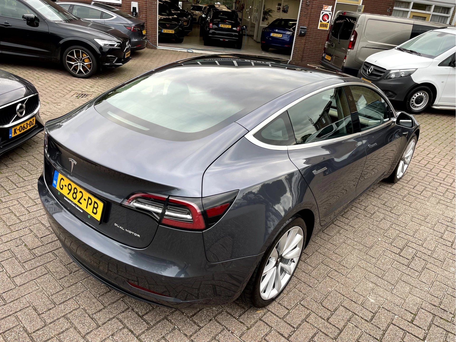 Hoofdafbeelding Tesla Model 3