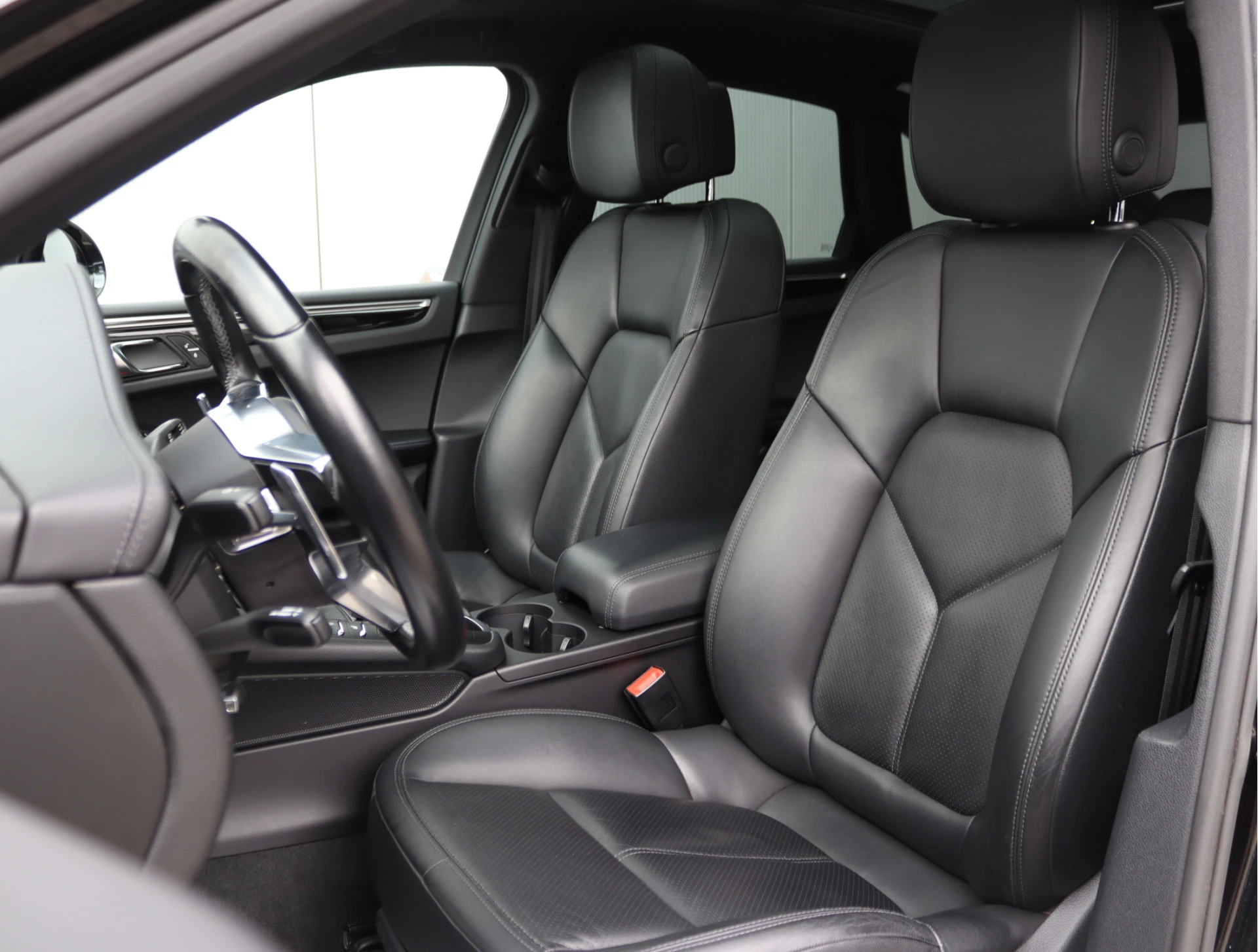 Hoofdafbeelding Porsche Macan