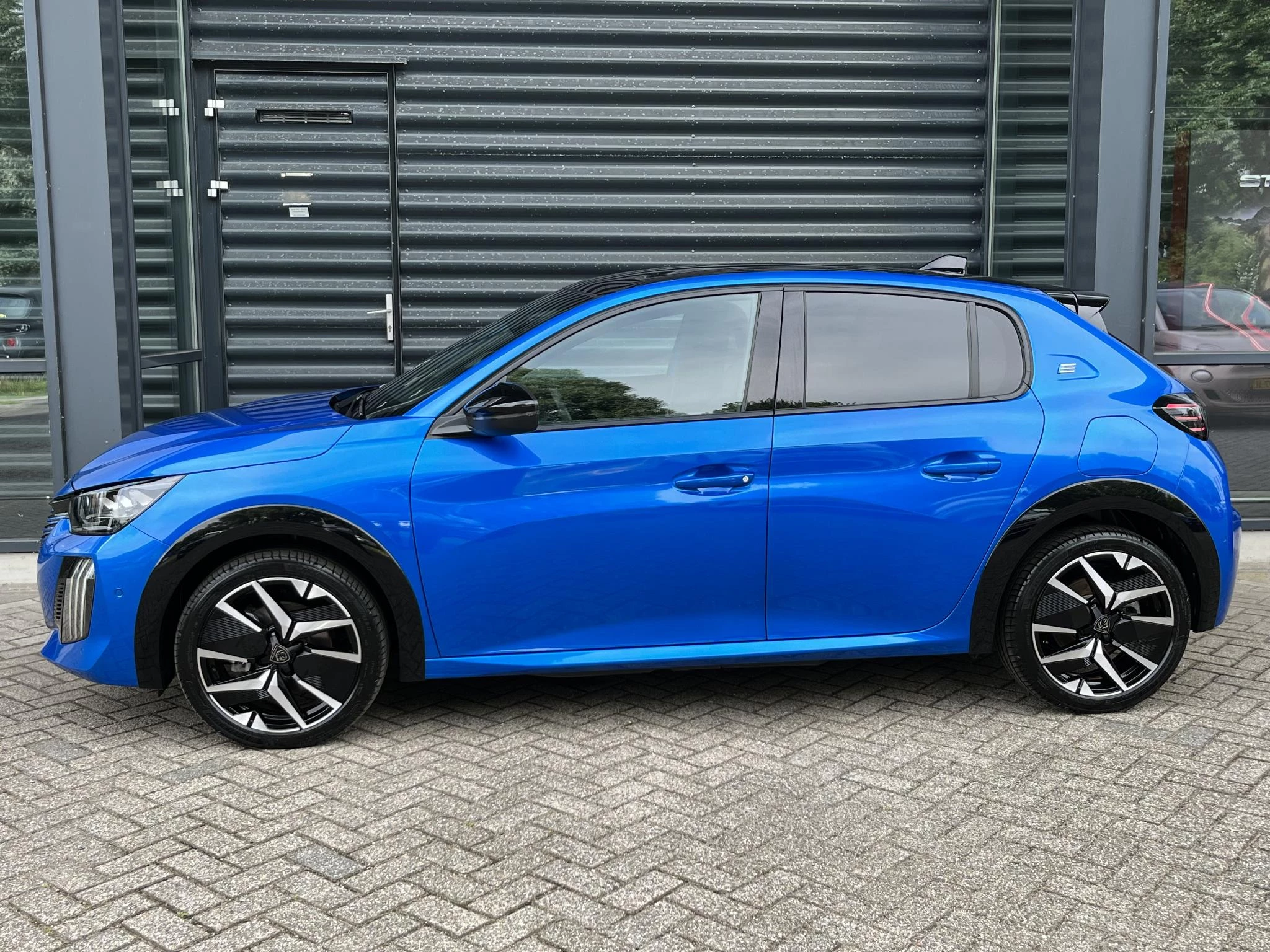 Hoofdafbeelding Peugeot e-208
