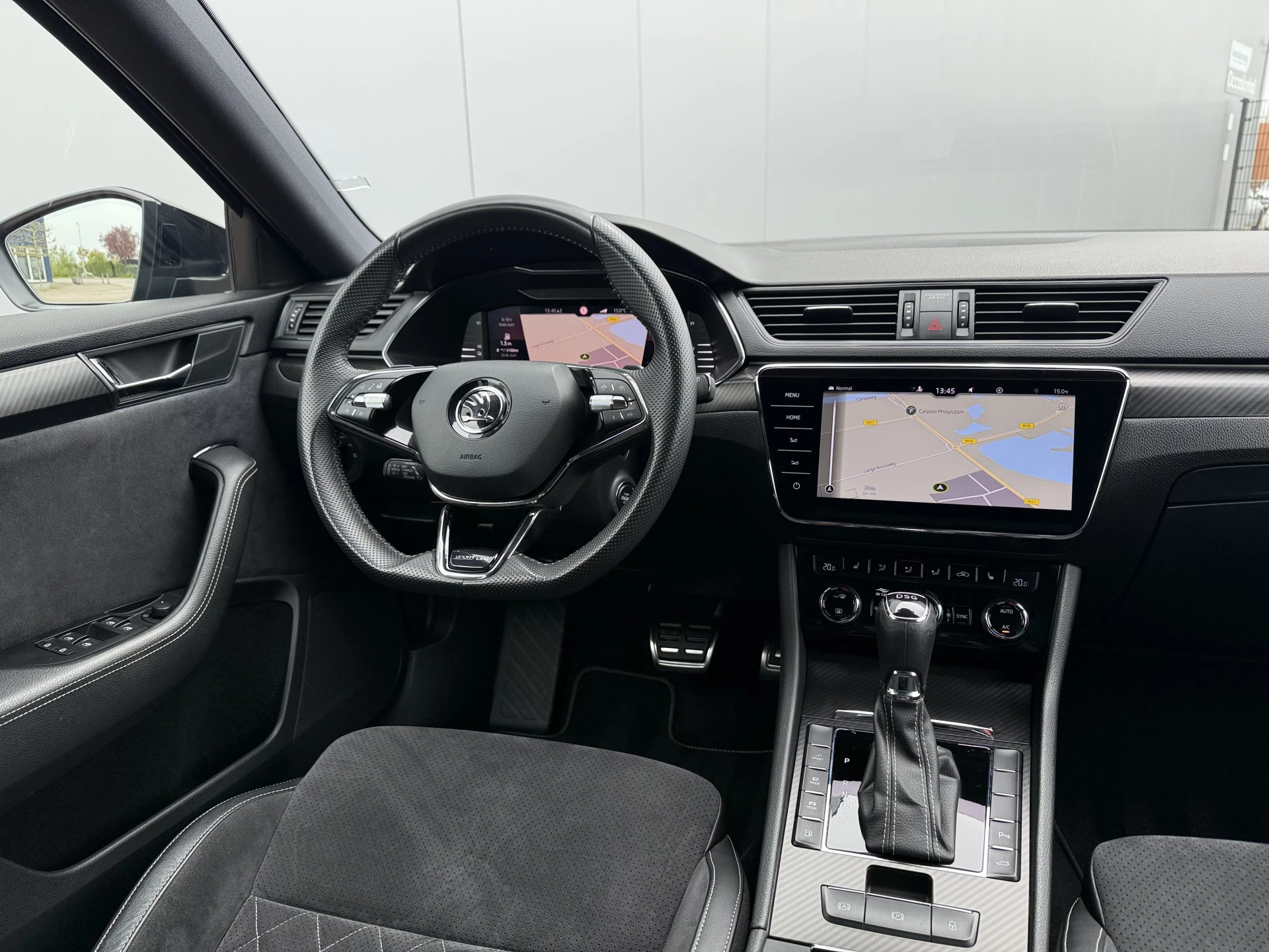 Hoofdafbeelding Škoda Superb