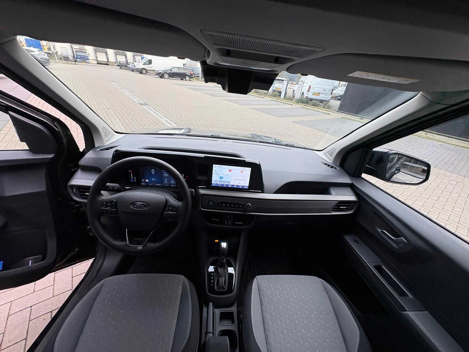 Hoofdafbeelding Ford Transit Courier