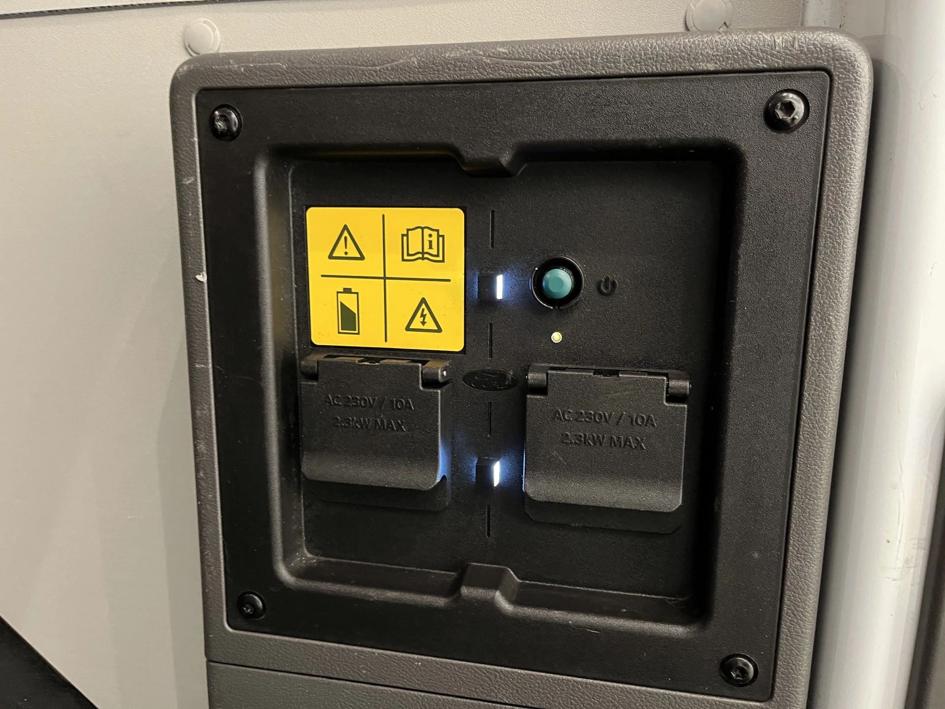 Hoofdafbeelding Ford E-Transit