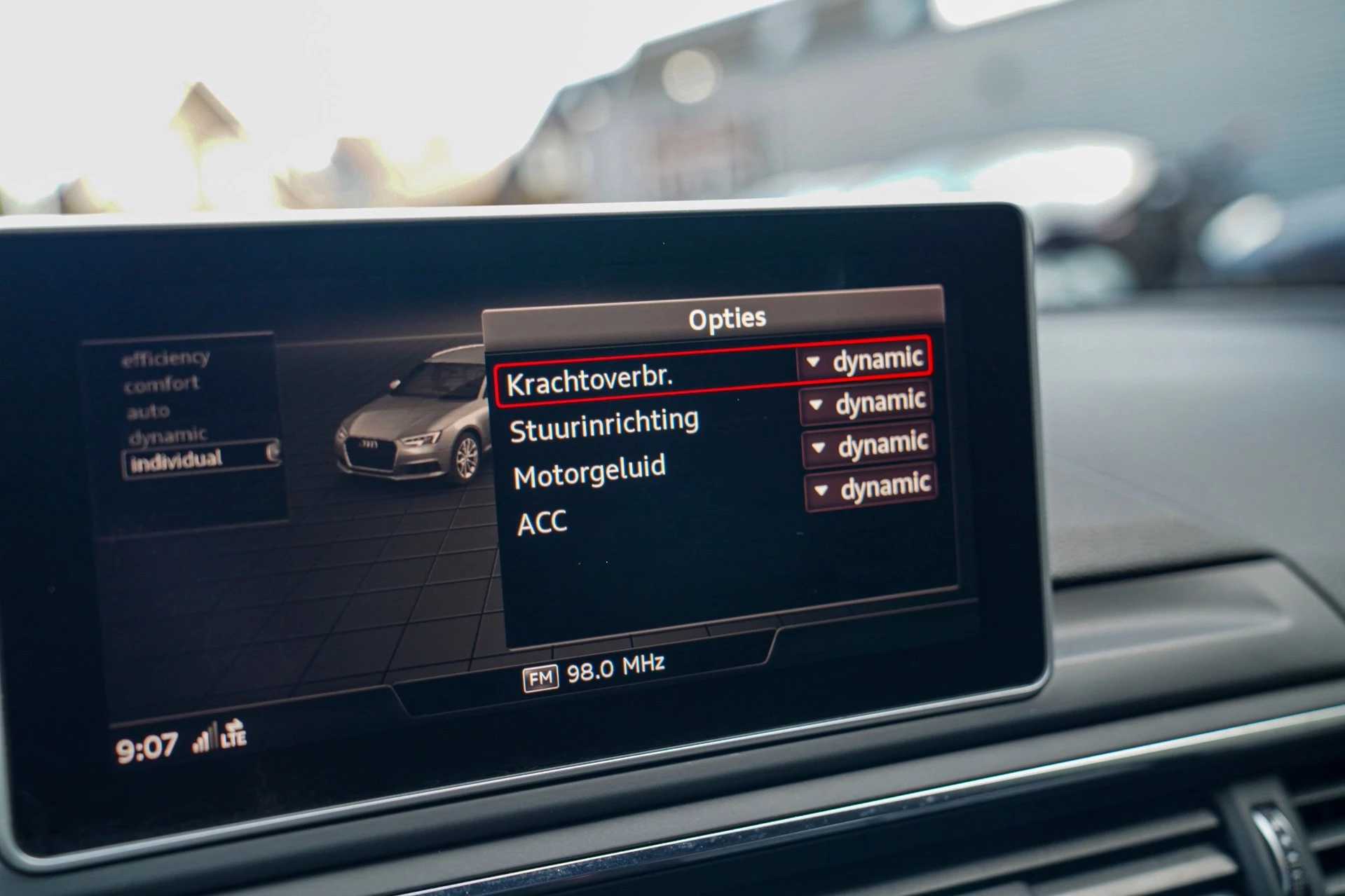 Hoofdafbeelding Audi S4