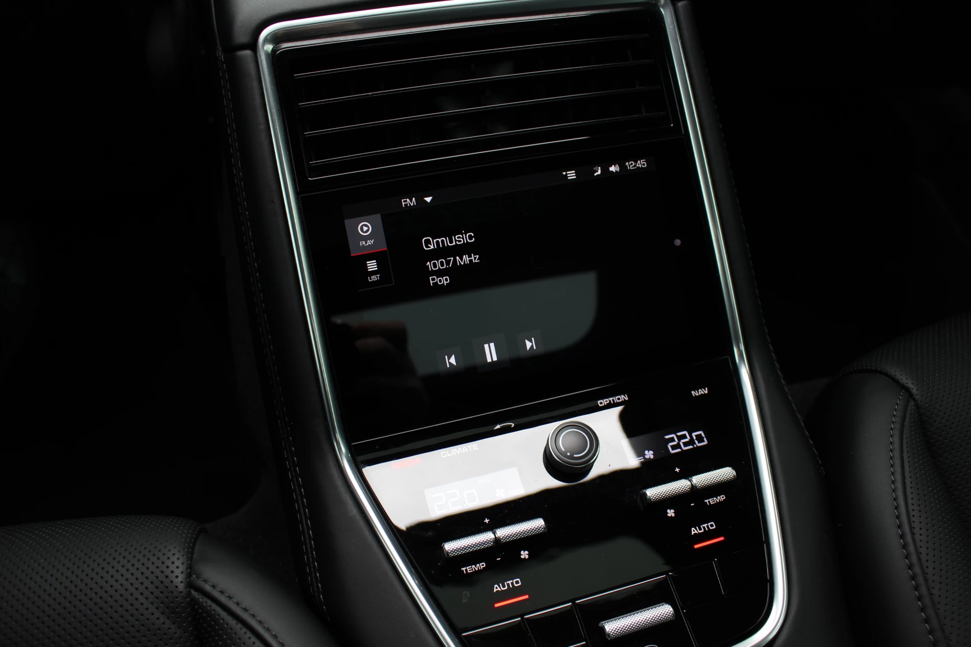 Hoofdafbeelding Porsche Panamera