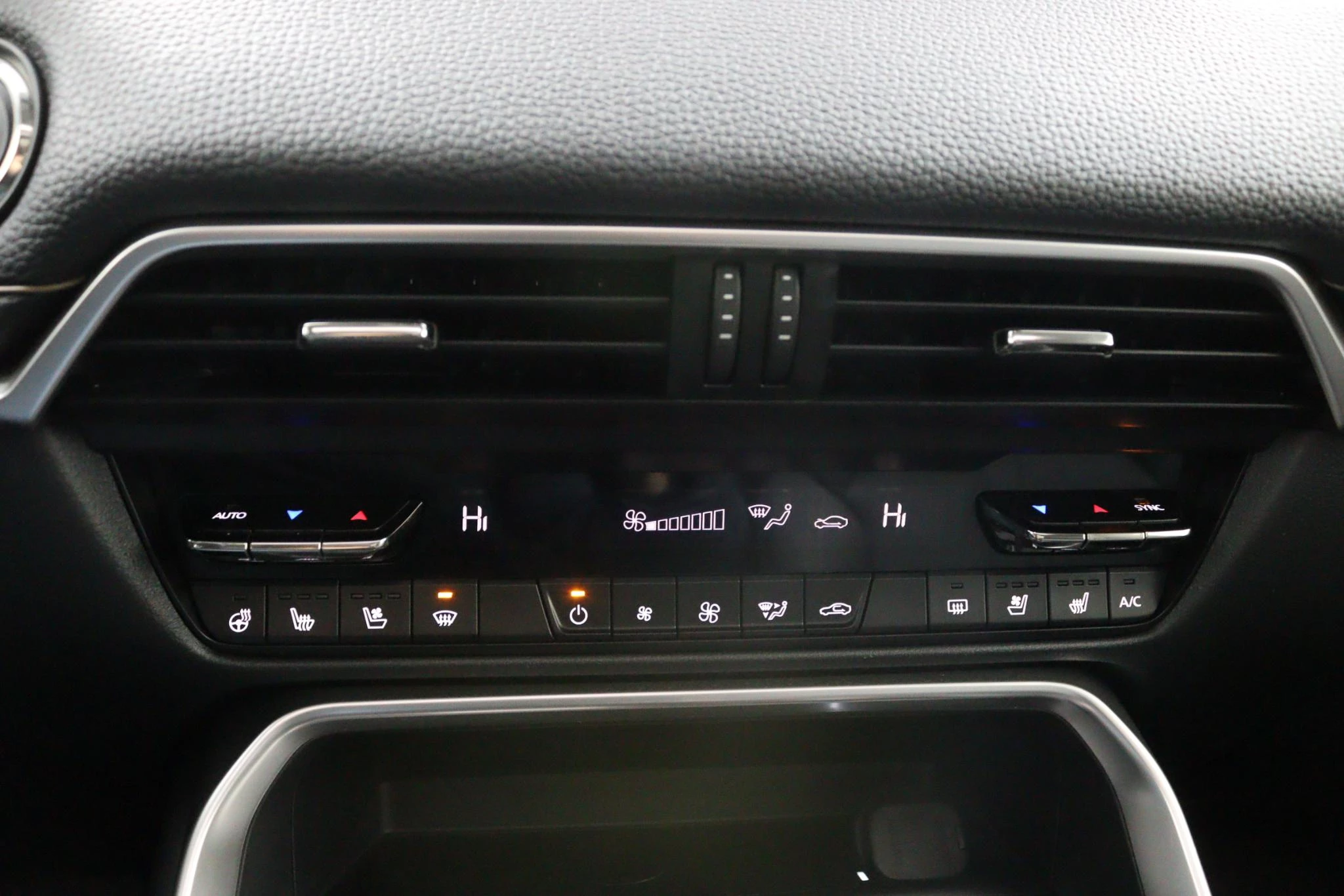 Hoofdafbeelding Mazda CX-60