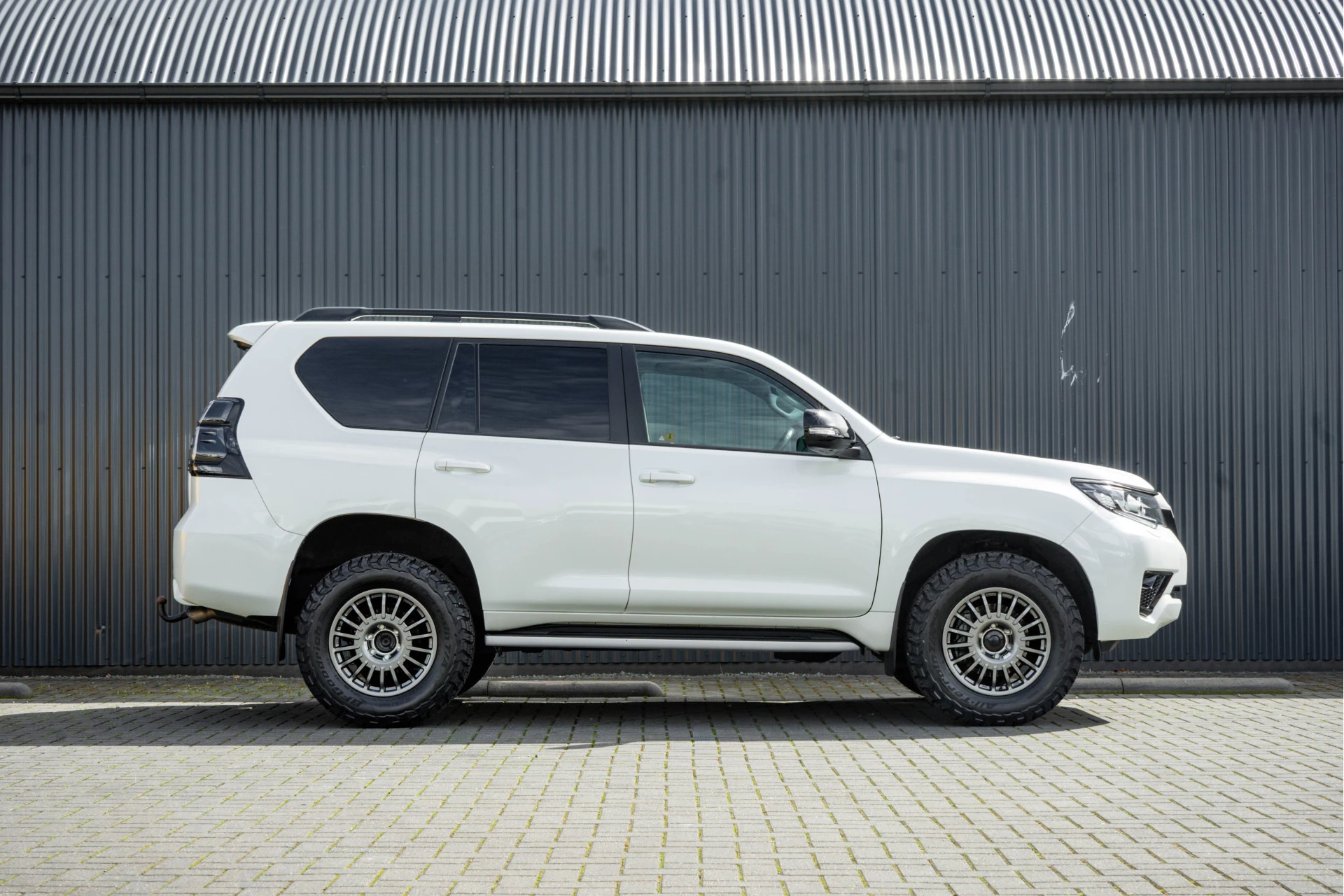 Hoofdafbeelding Toyota Land Cruiser