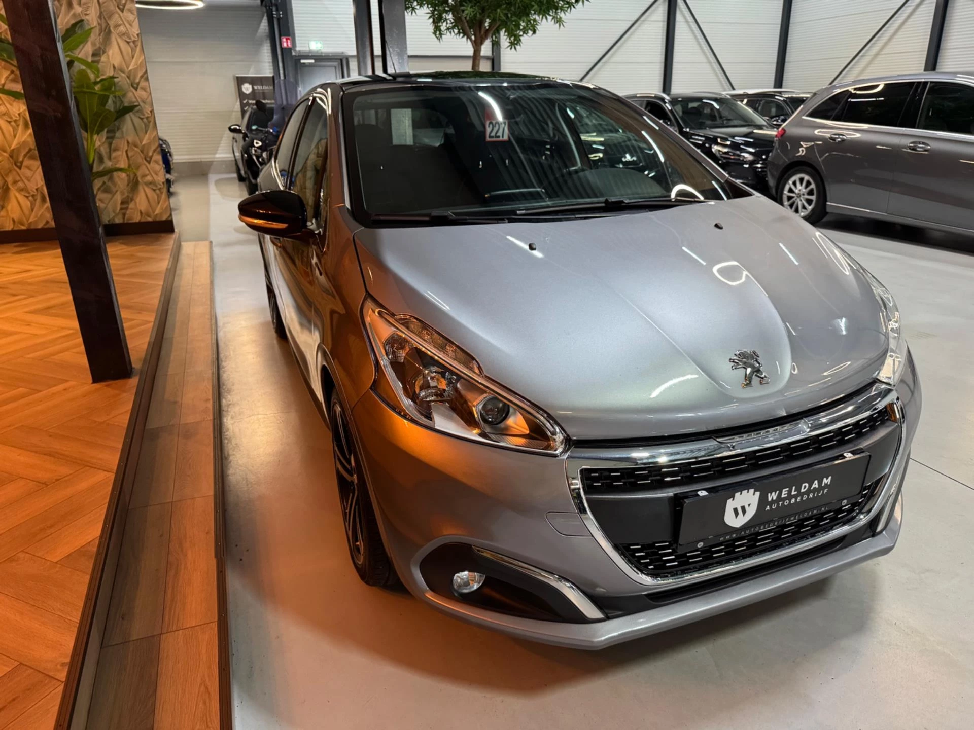 Hoofdafbeelding Peugeot 208