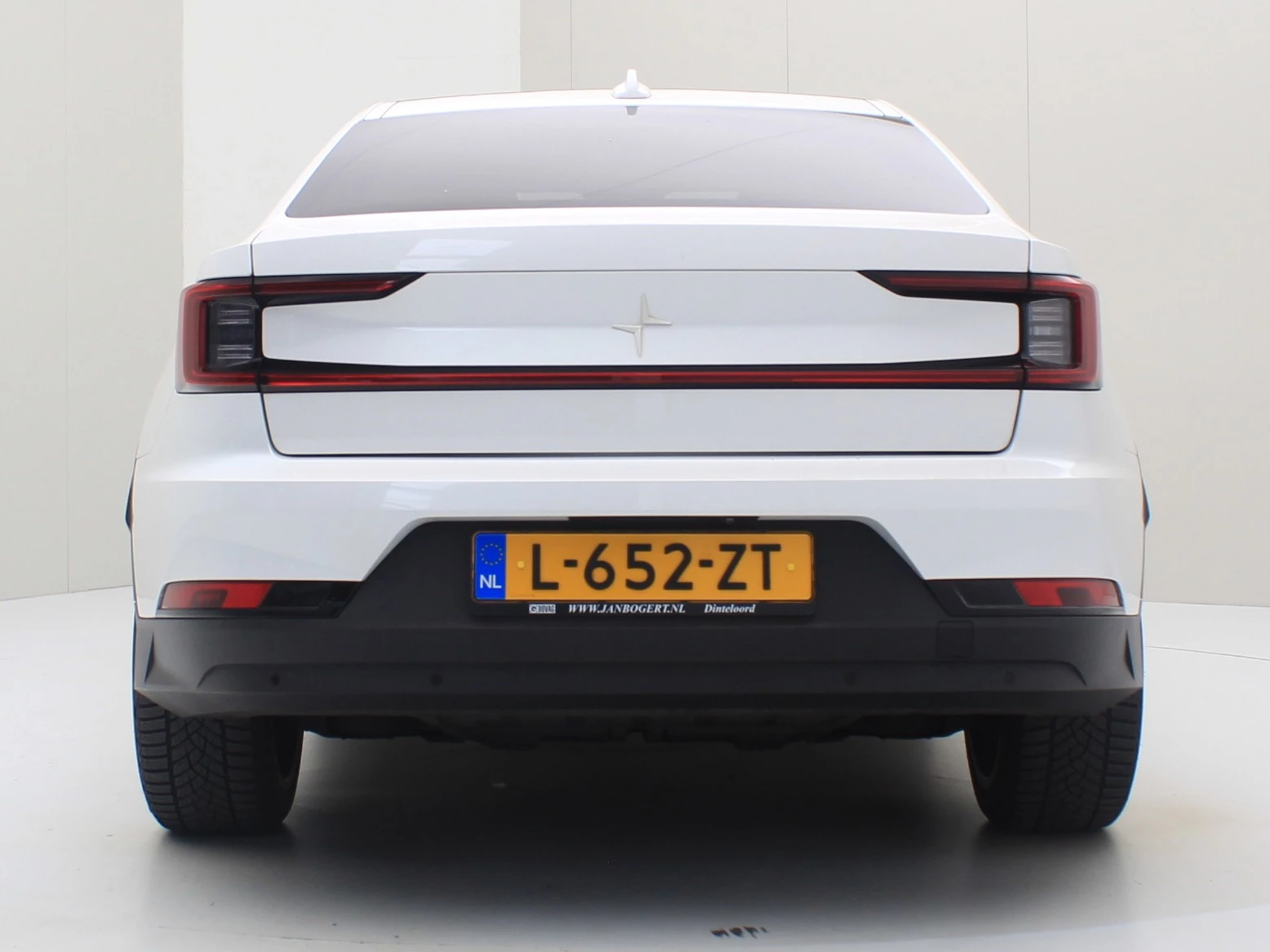 Hoofdafbeelding Polestar 2