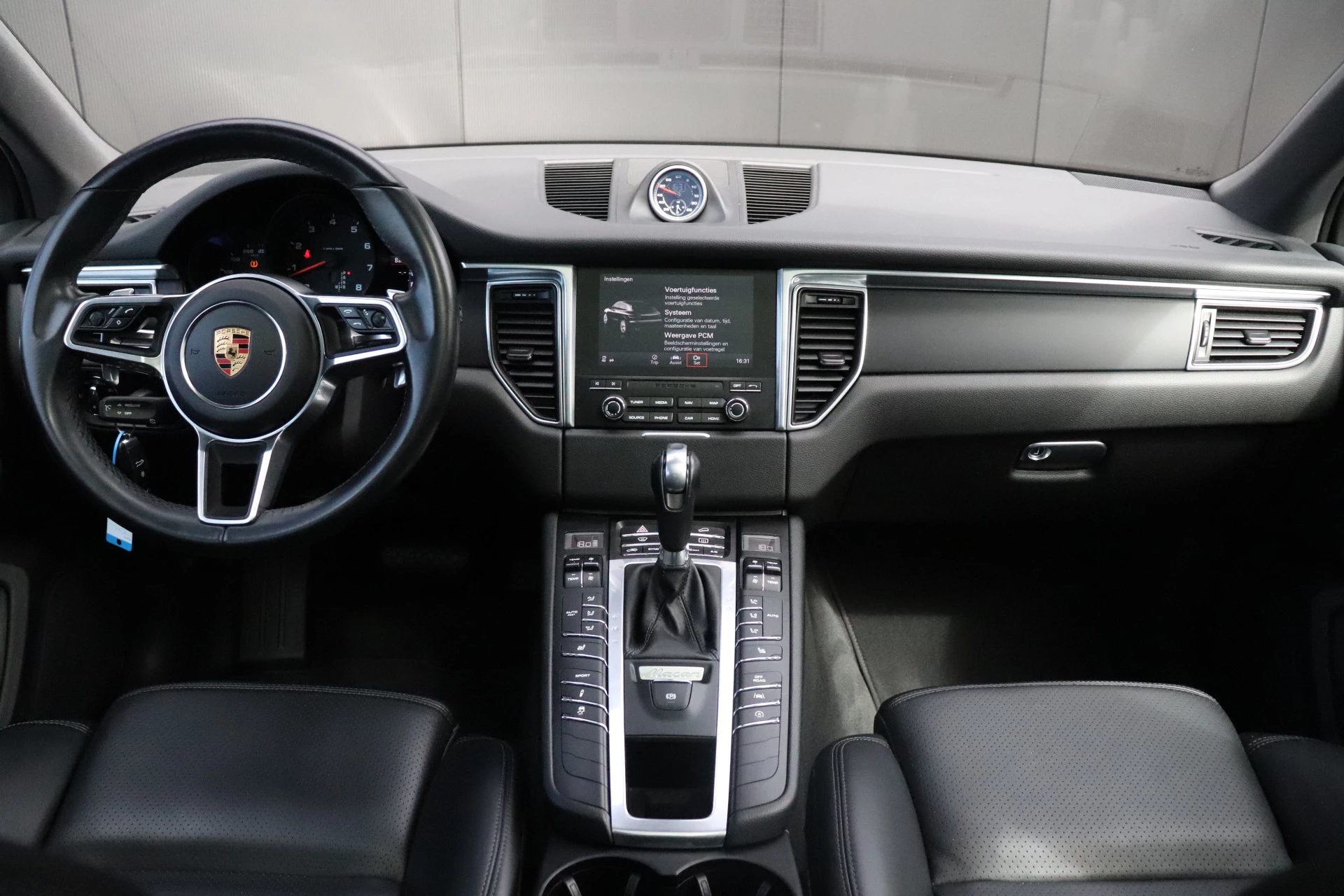 Hoofdafbeelding Porsche Macan