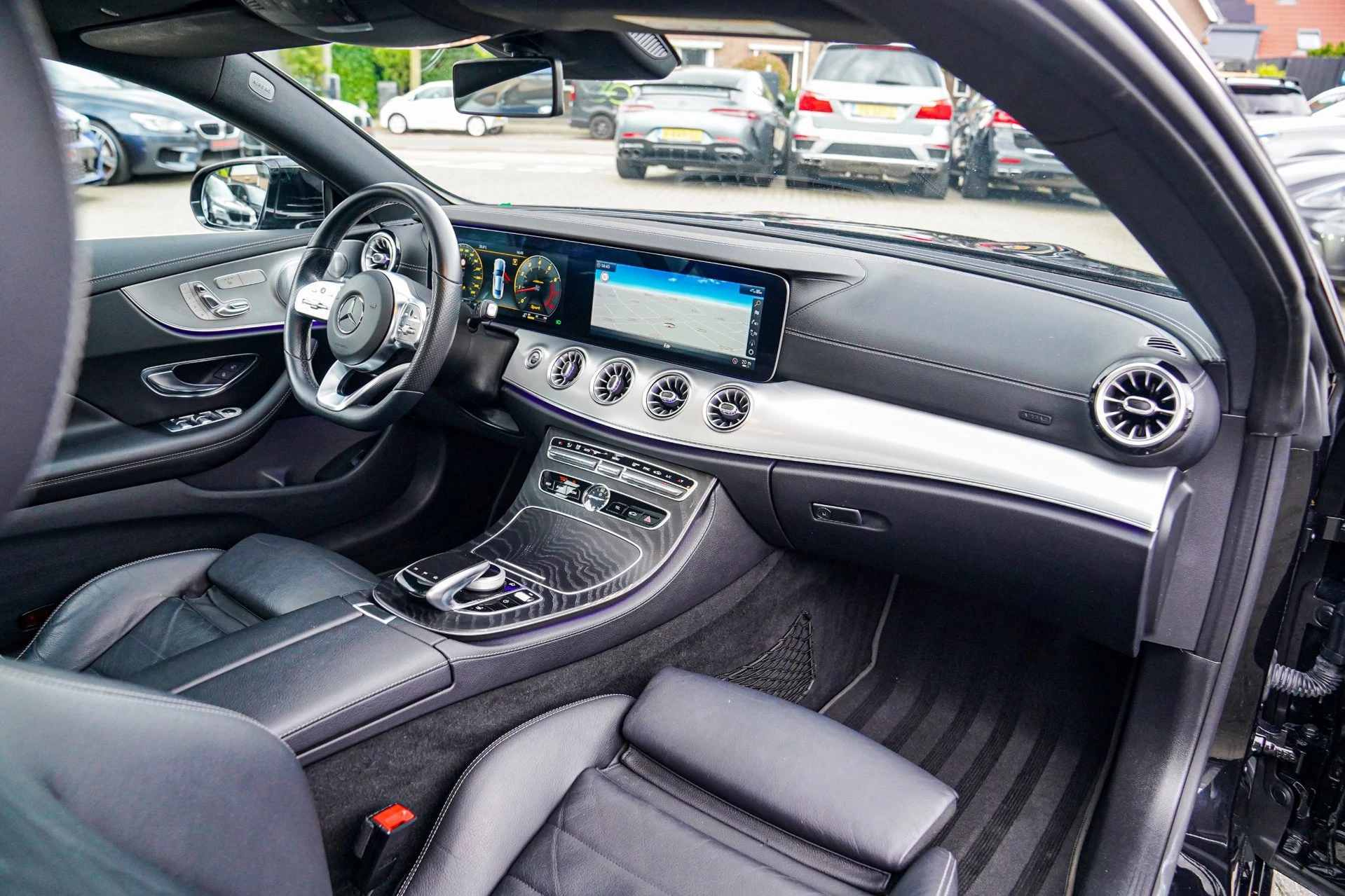 Hoofdafbeelding Mercedes-Benz E-Klasse