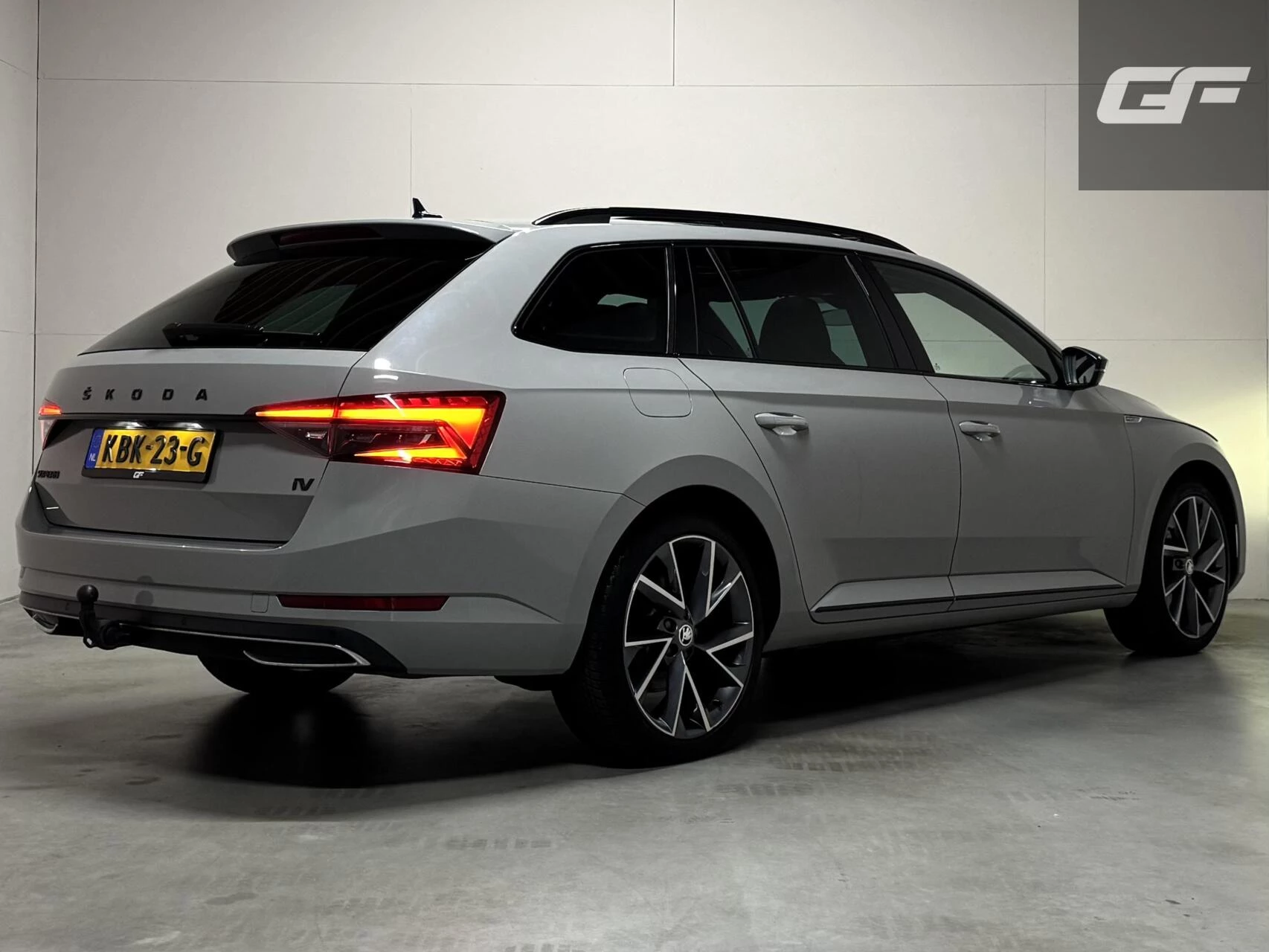 Hoofdafbeelding Škoda Superb