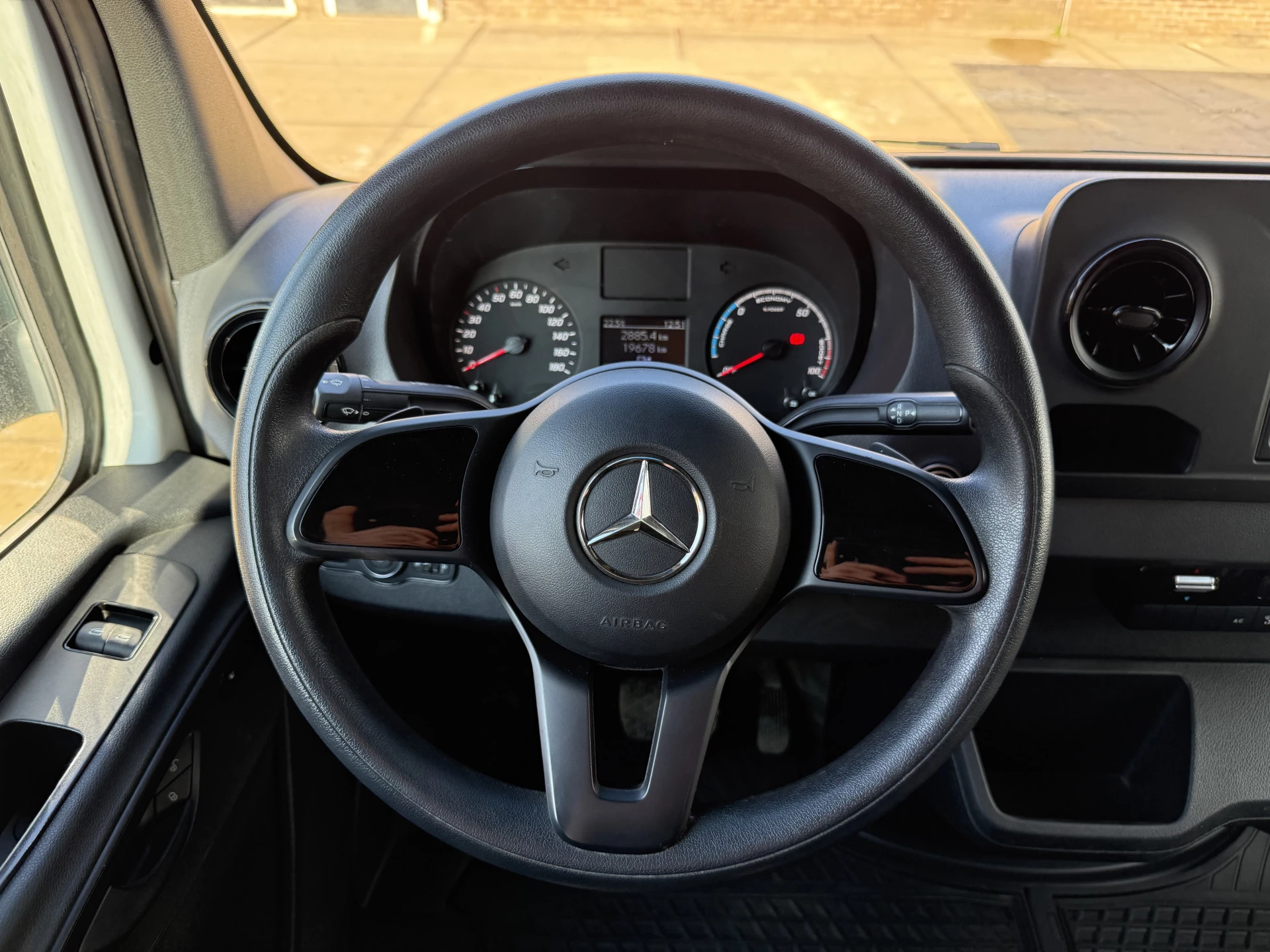 Hoofdafbeelding Mercedes-Benz eSprinter