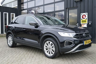 Volkswagen T-Roc 1.5 TSI Life Business | Adap.Cruise | Carplay | Clima | Stoelverwarming | Dealer Onderhouden
