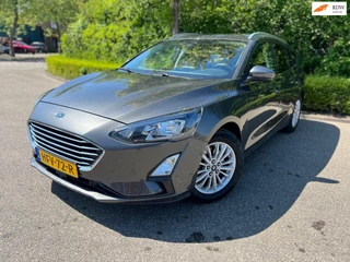 Hoofdafbeelding Ford Focus Ford Focus Wagon 1.0 EcoBoost Titanium X Business Apple carplay Parkeer assist Navigatie Adapive cruise control