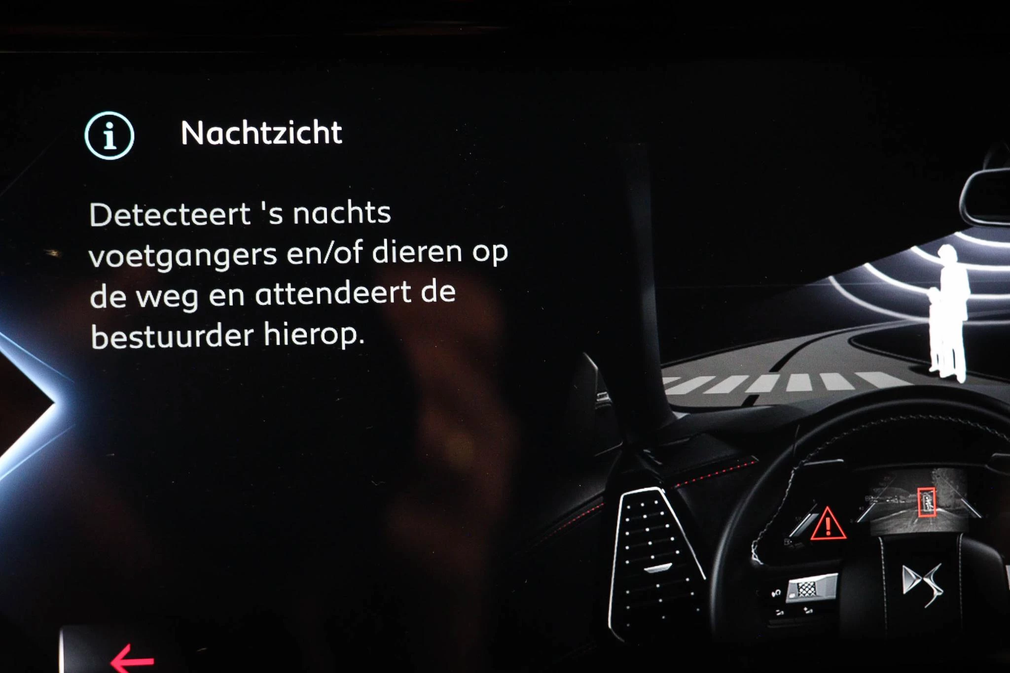 Hoofdafbeelding DS DS 7
