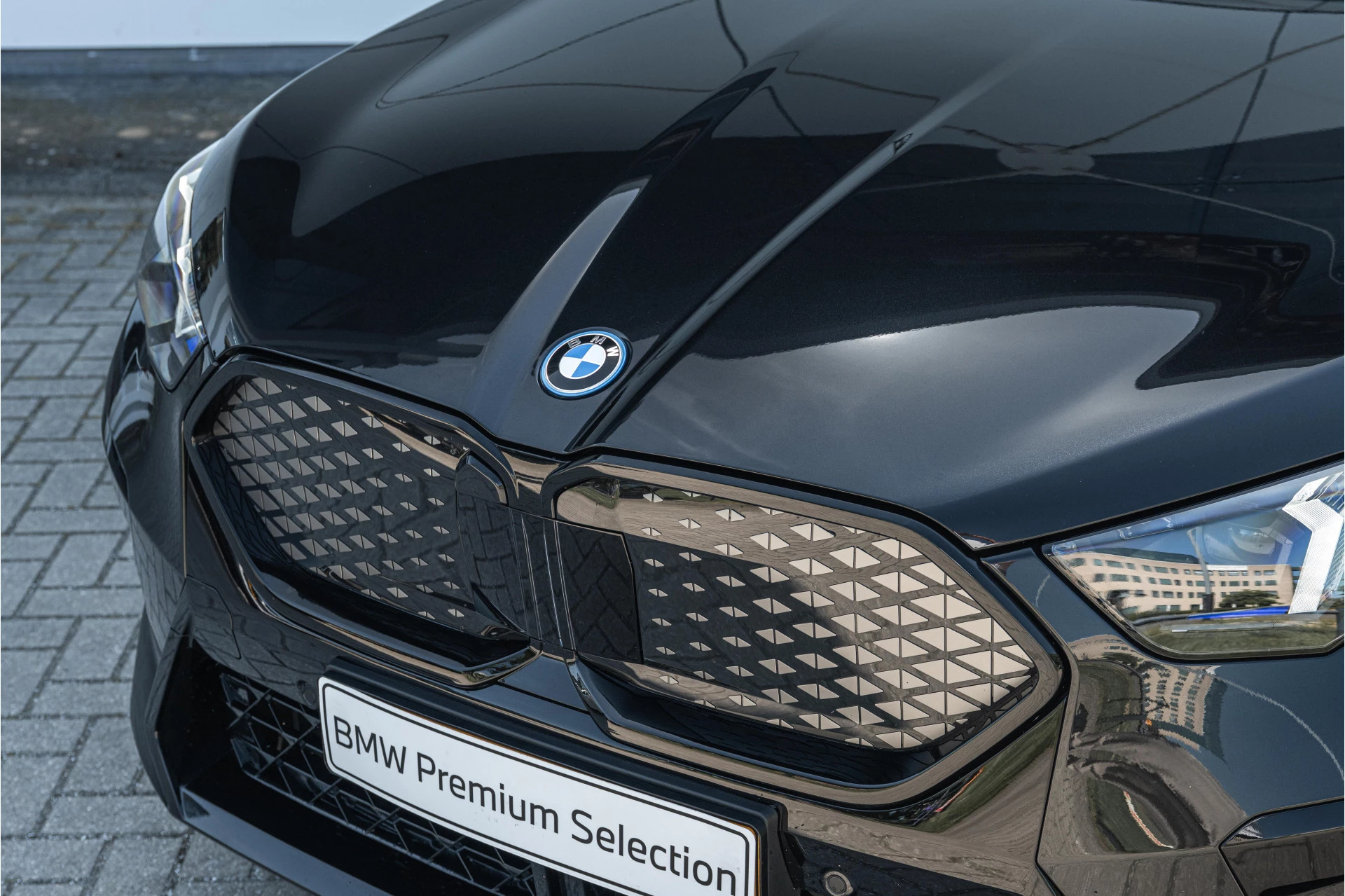 Hoofdafbeelding BMW iX2