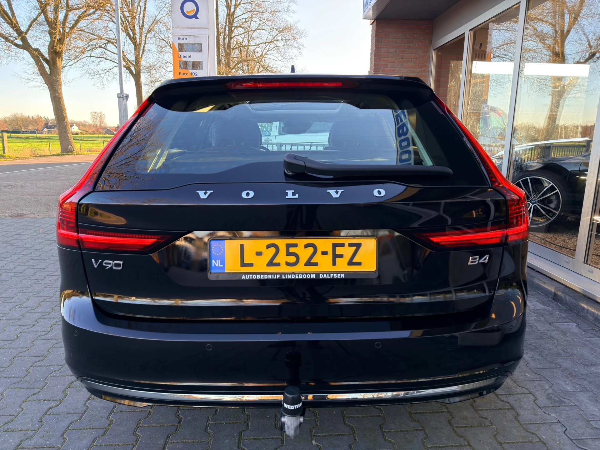 Hoofdafbeelding Volvo V90