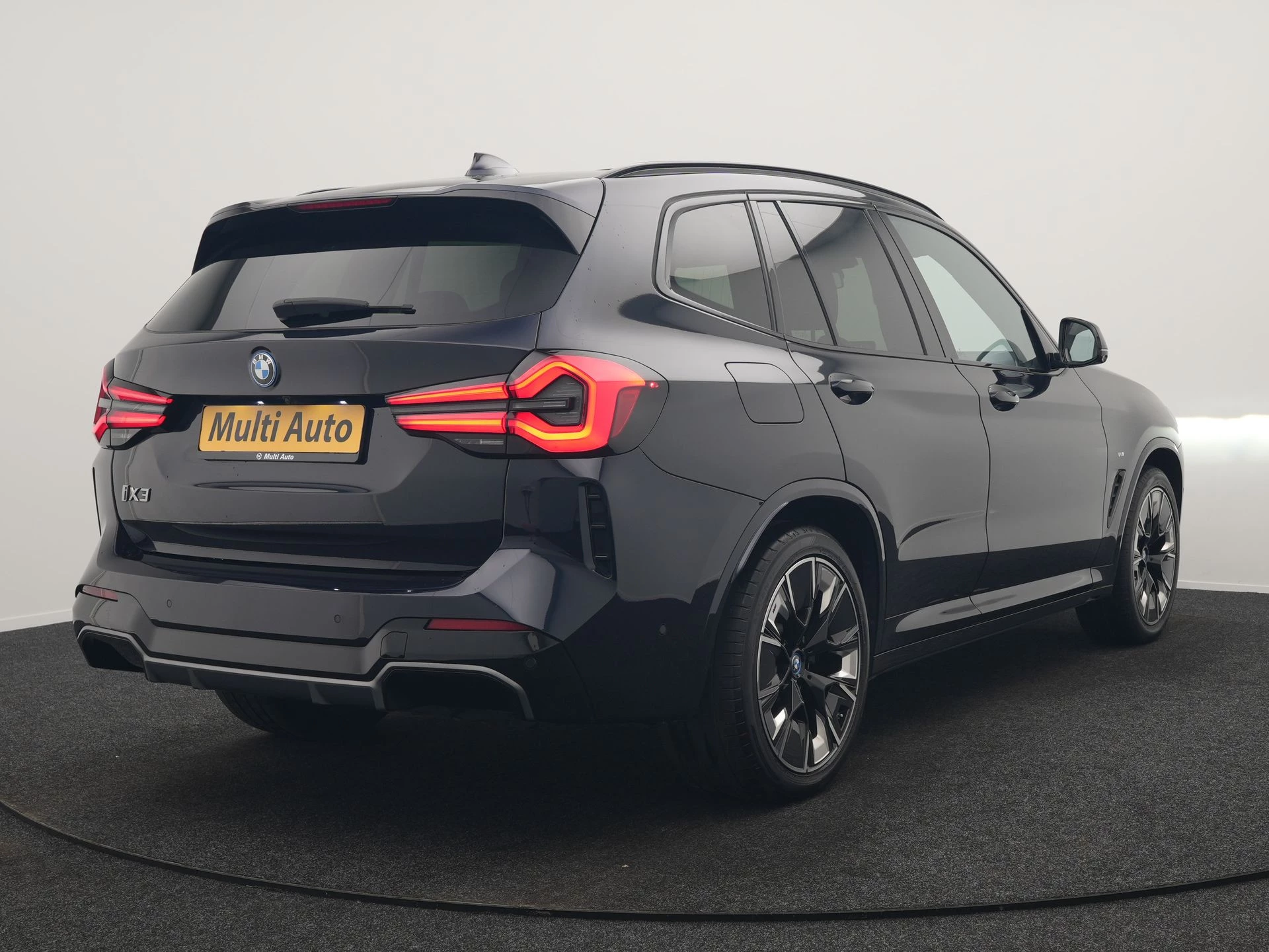 Hoofdafbeelding BMW iX3